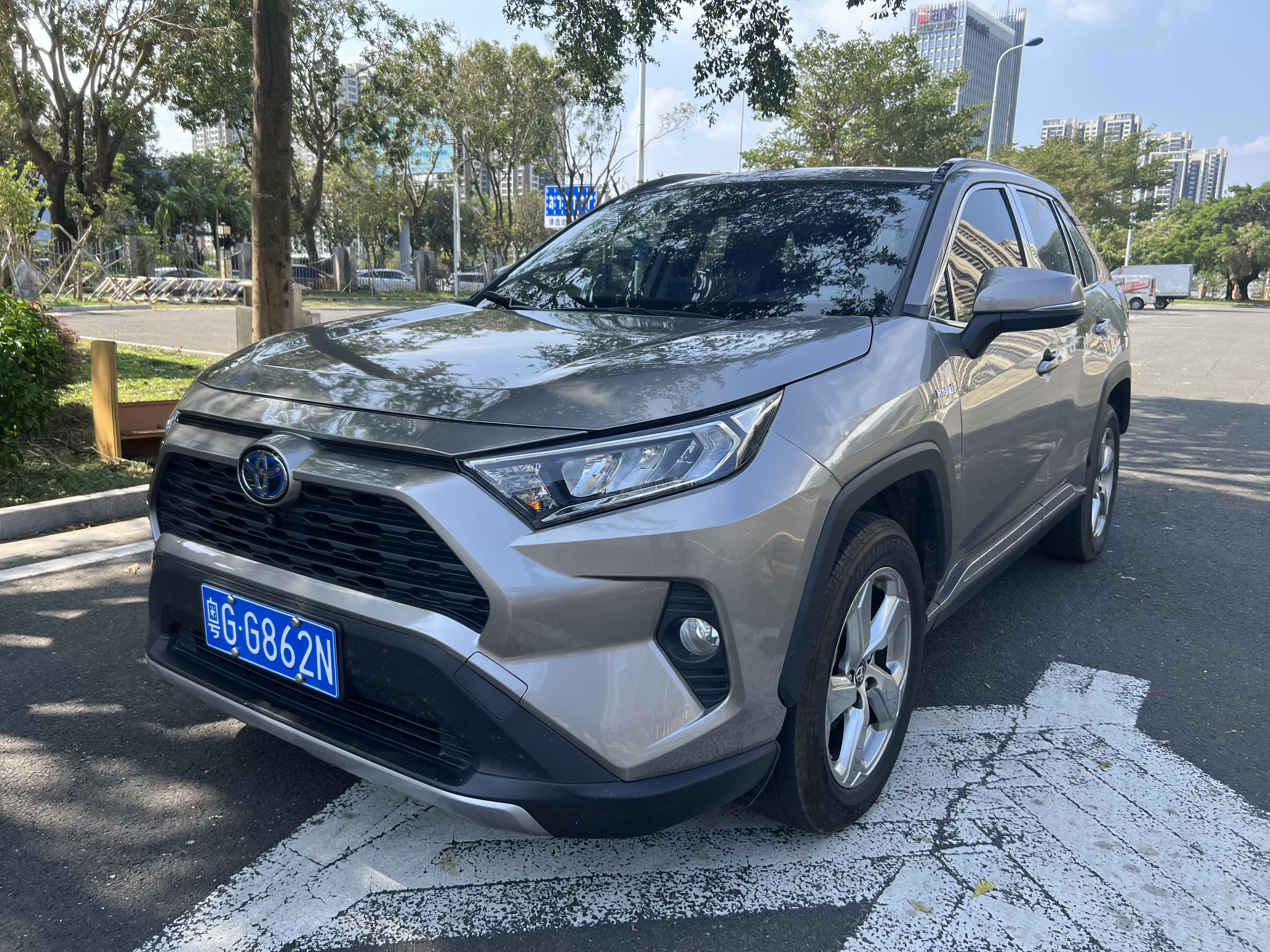 Toyota RAV4 Hybird E+ 2022 #2 Toyota RAV4 Hybird E+ 2022 immagine di auto #2