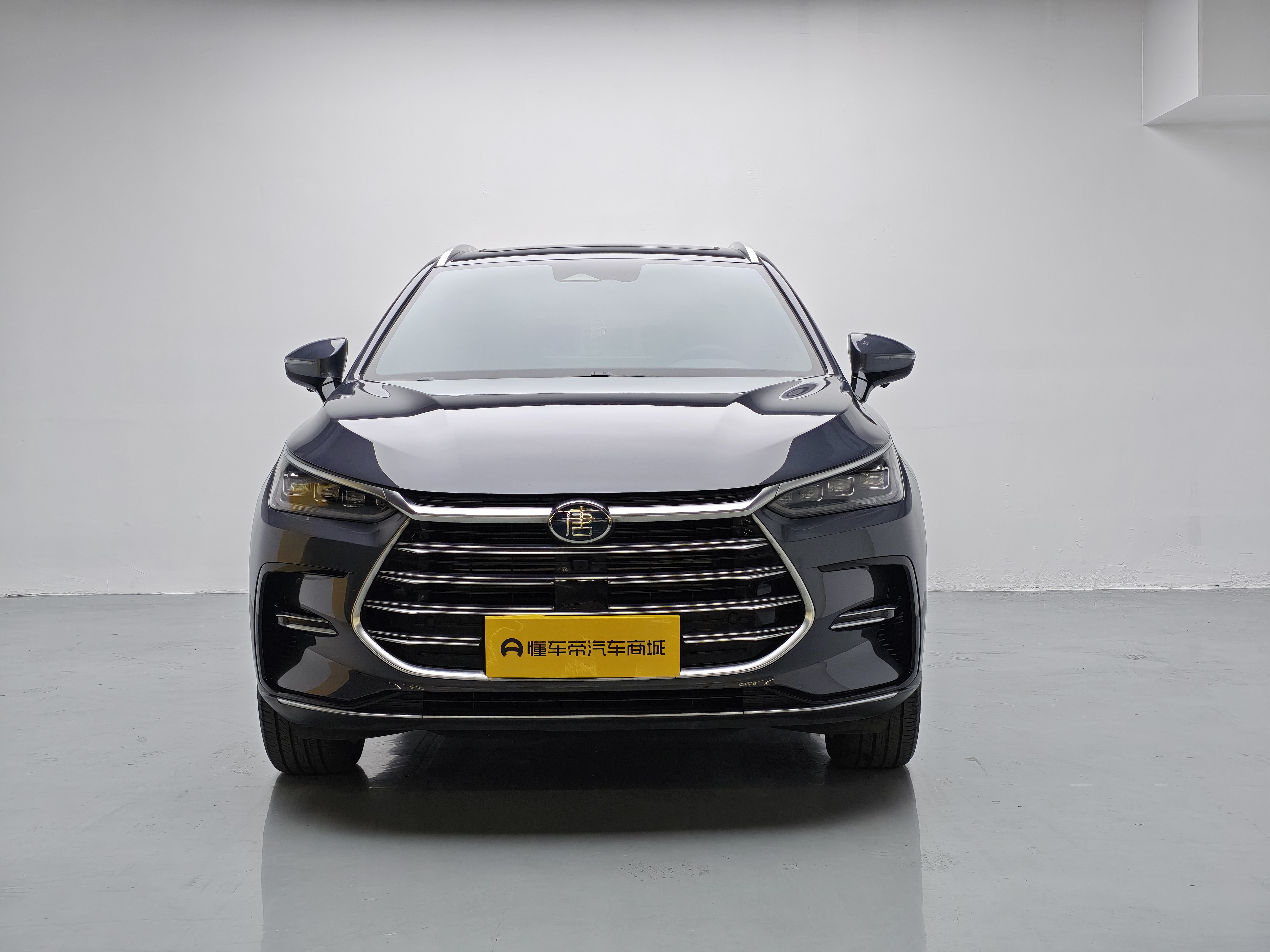 BYD Tang New Energy 2022 #2 BYD Tang New Energy 2022 car image #2