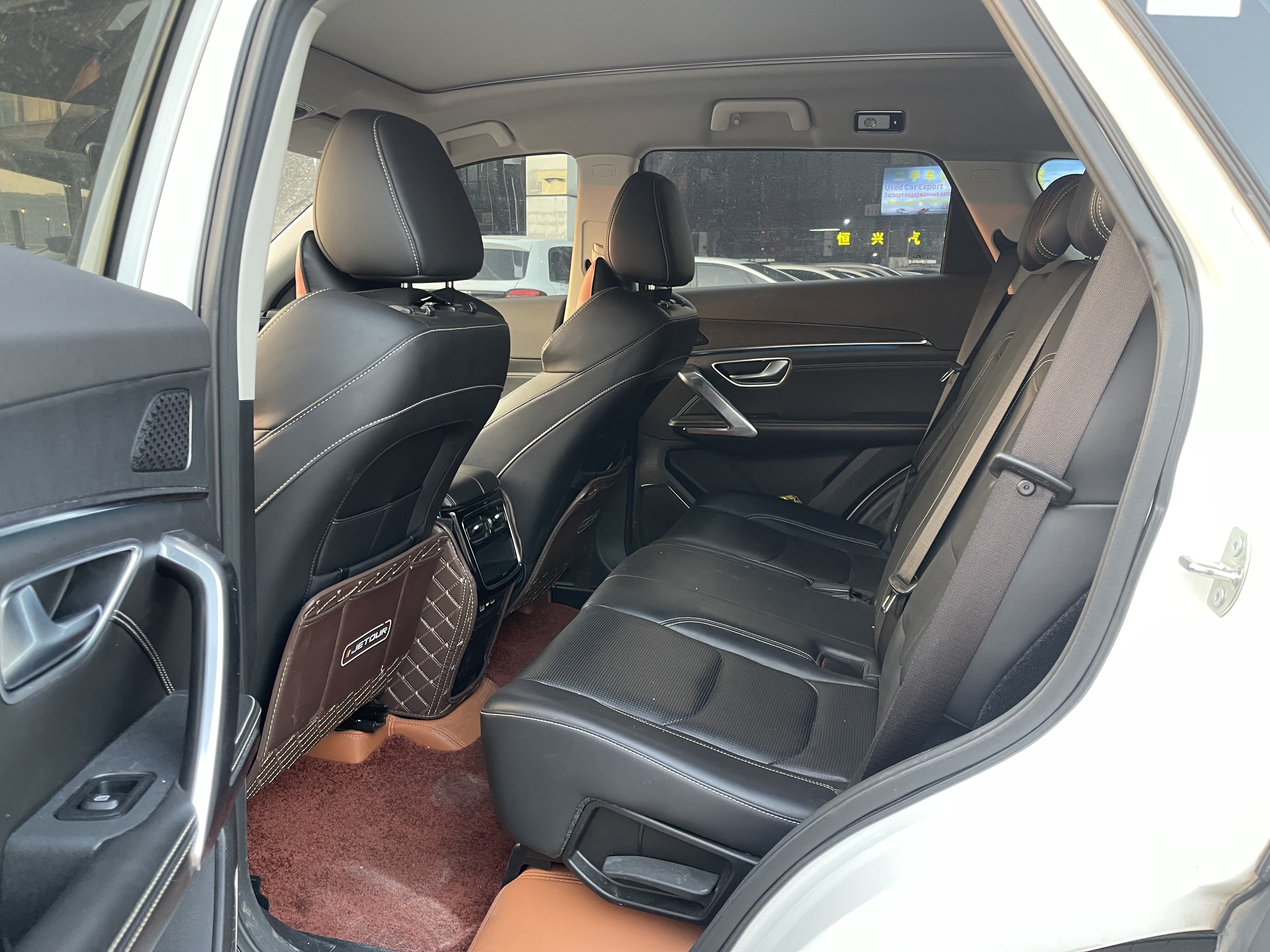 Jetour X70 PLUS 2021 car image #2