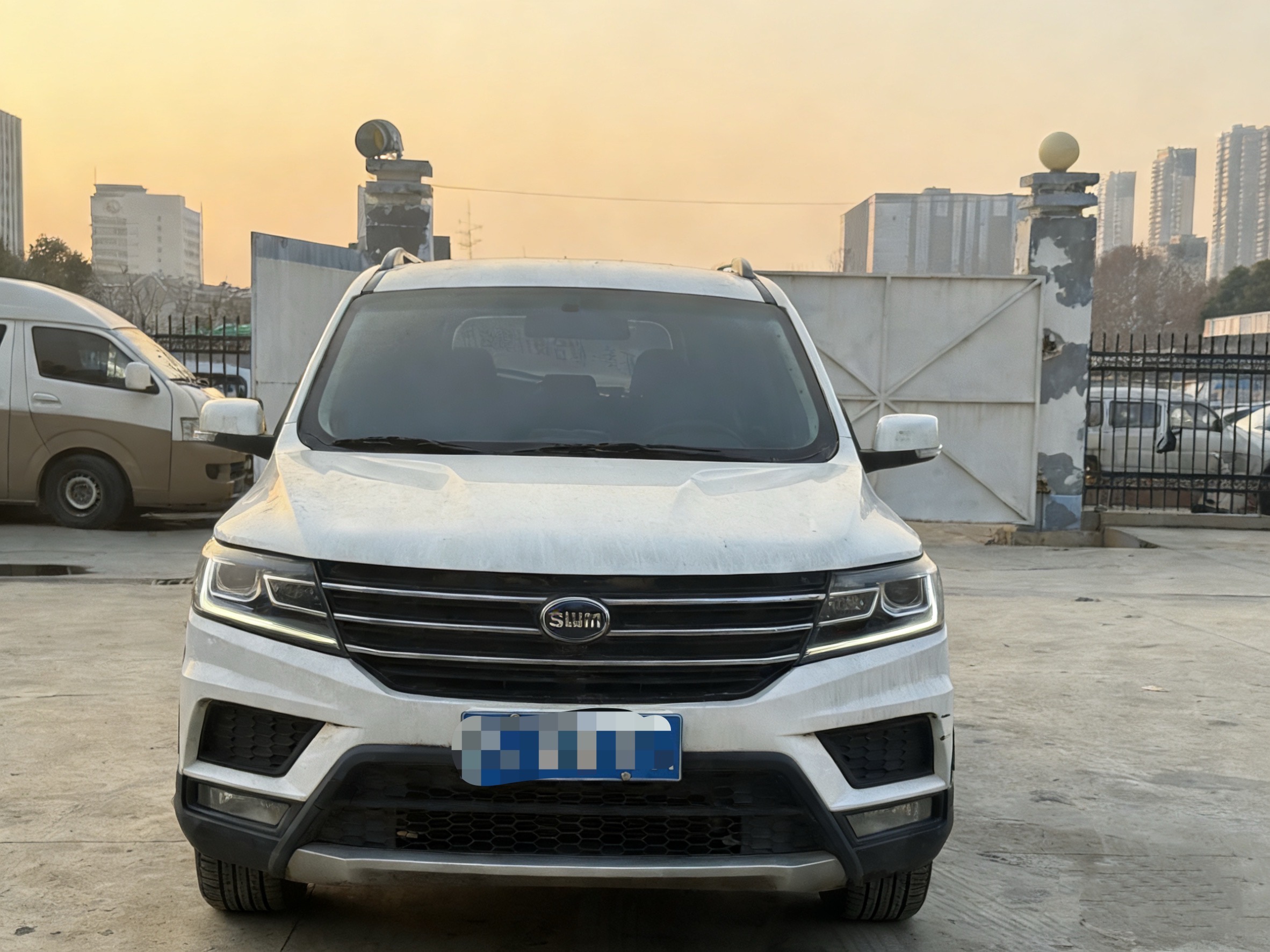 SWM X3 2021 #2 SWM X3 2021 imagem de carro #2