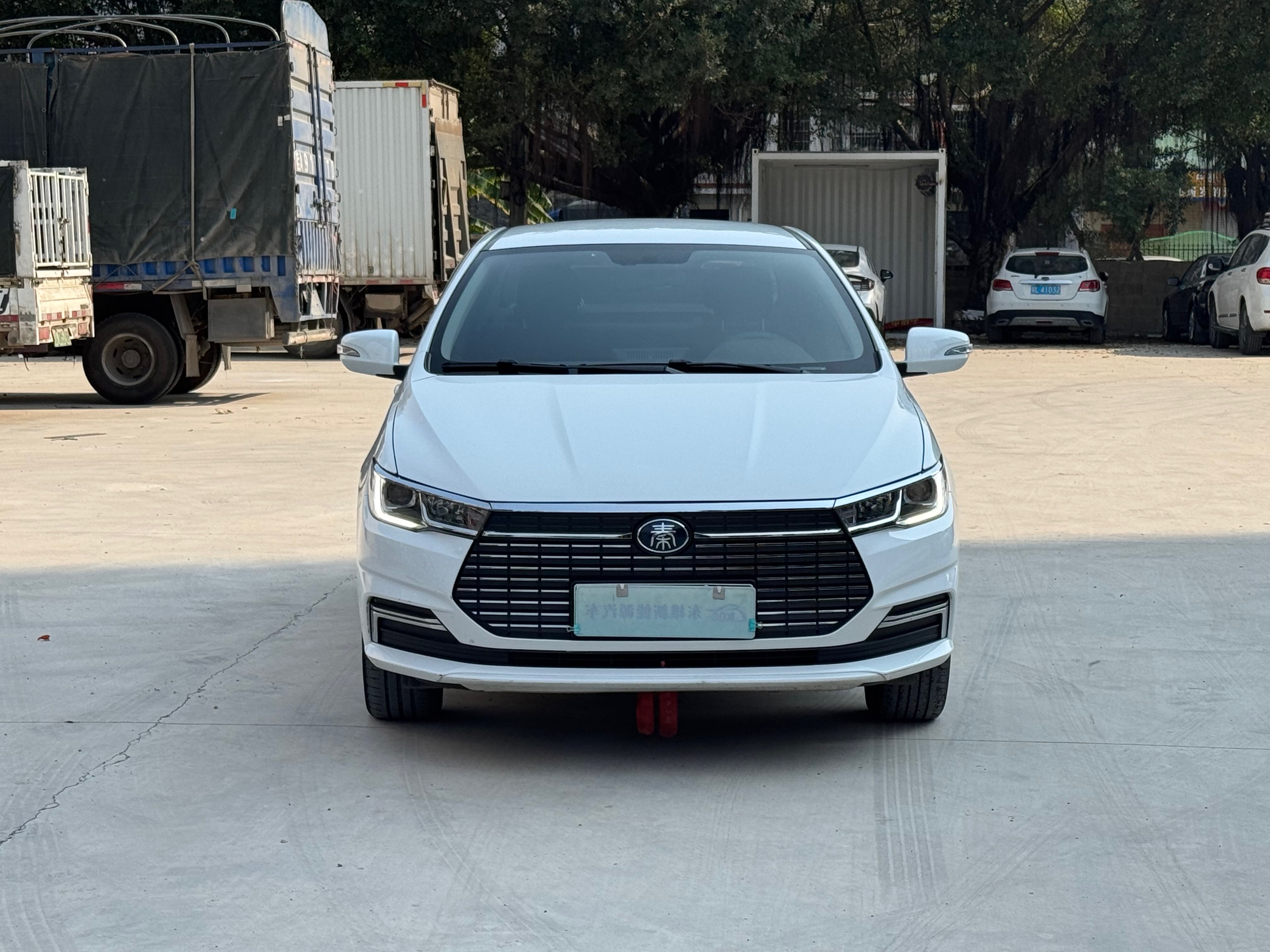 BYD Qin New Energy 2023 #2 BYD Qin New Energy 2023 immagine di auto #2