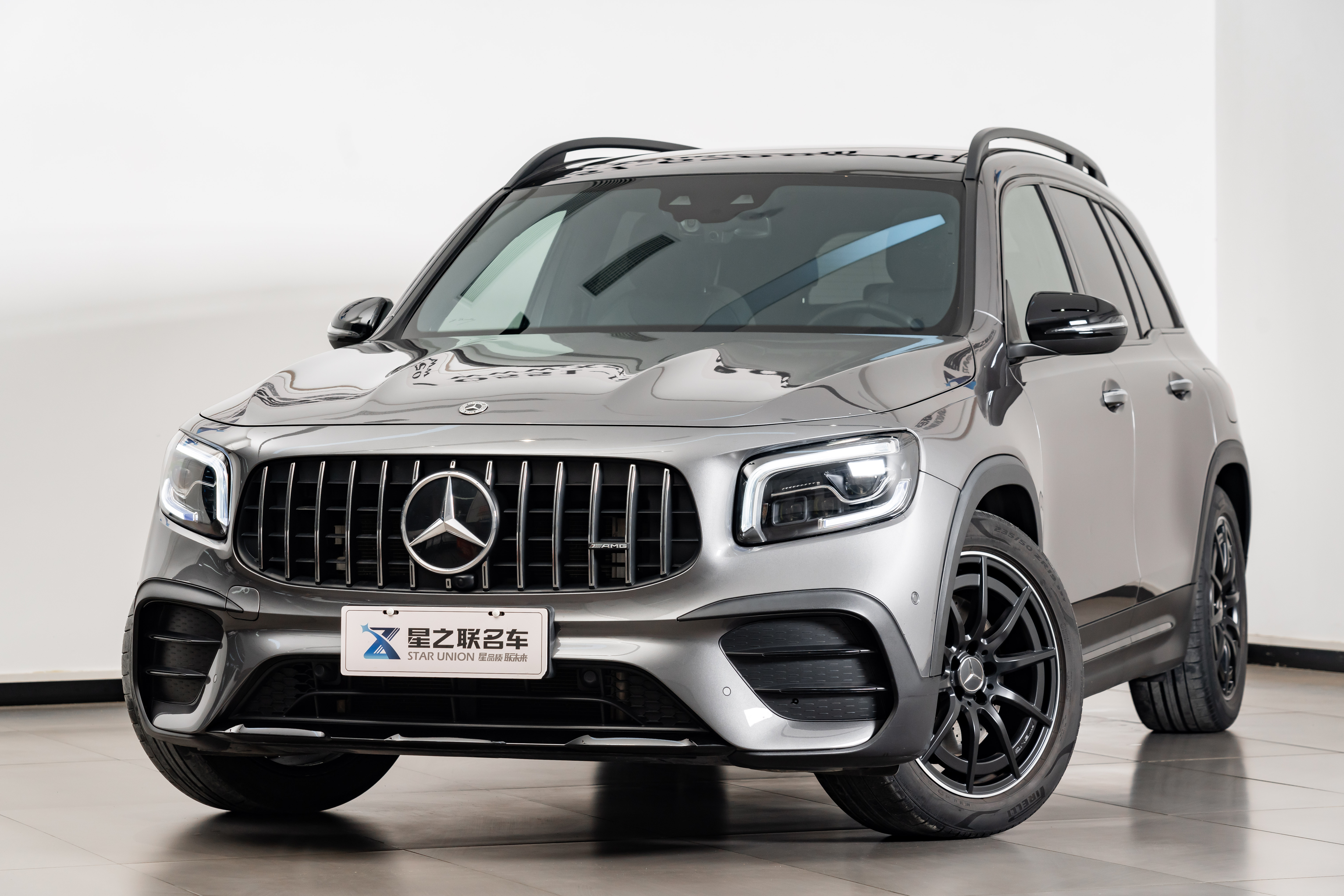 Mercedes-Benz GLB AMG 2021 car image #2
