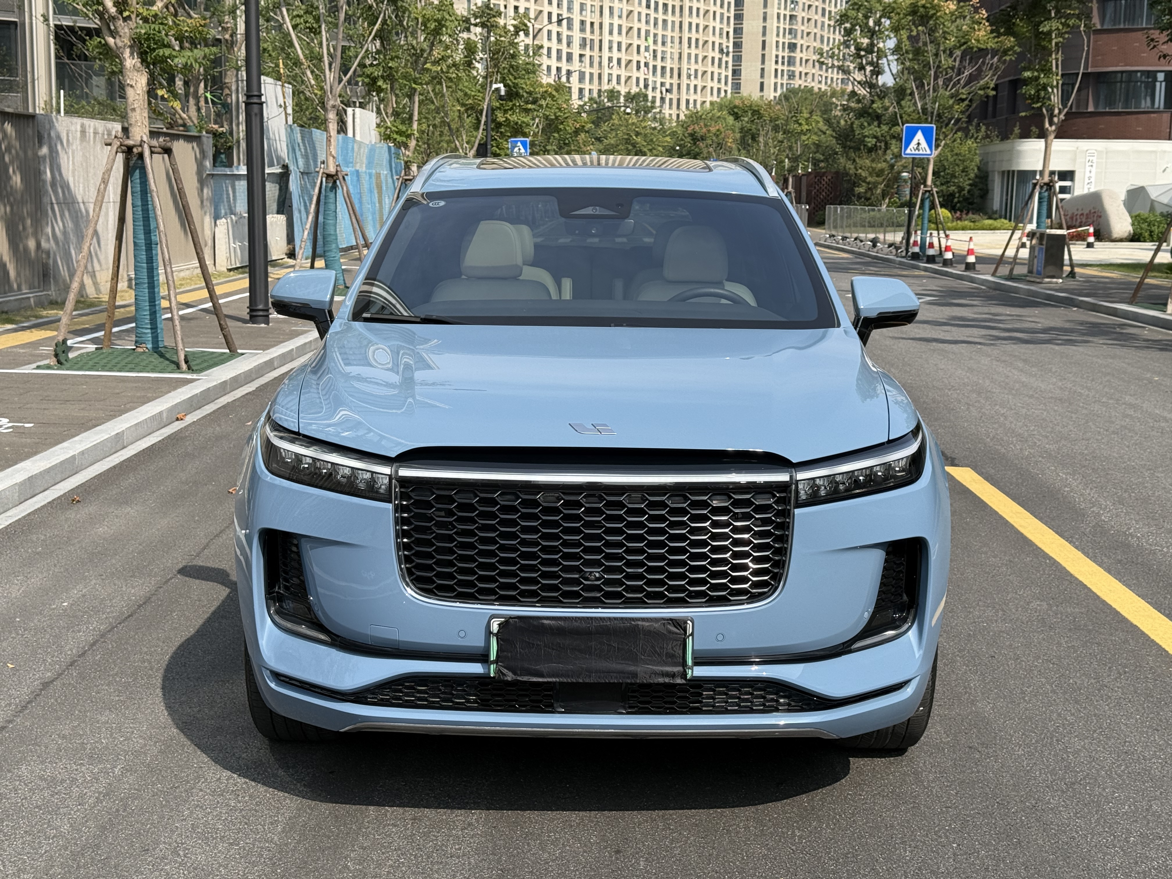 理想汽车 理想ONE 2022 汽车图片 #2