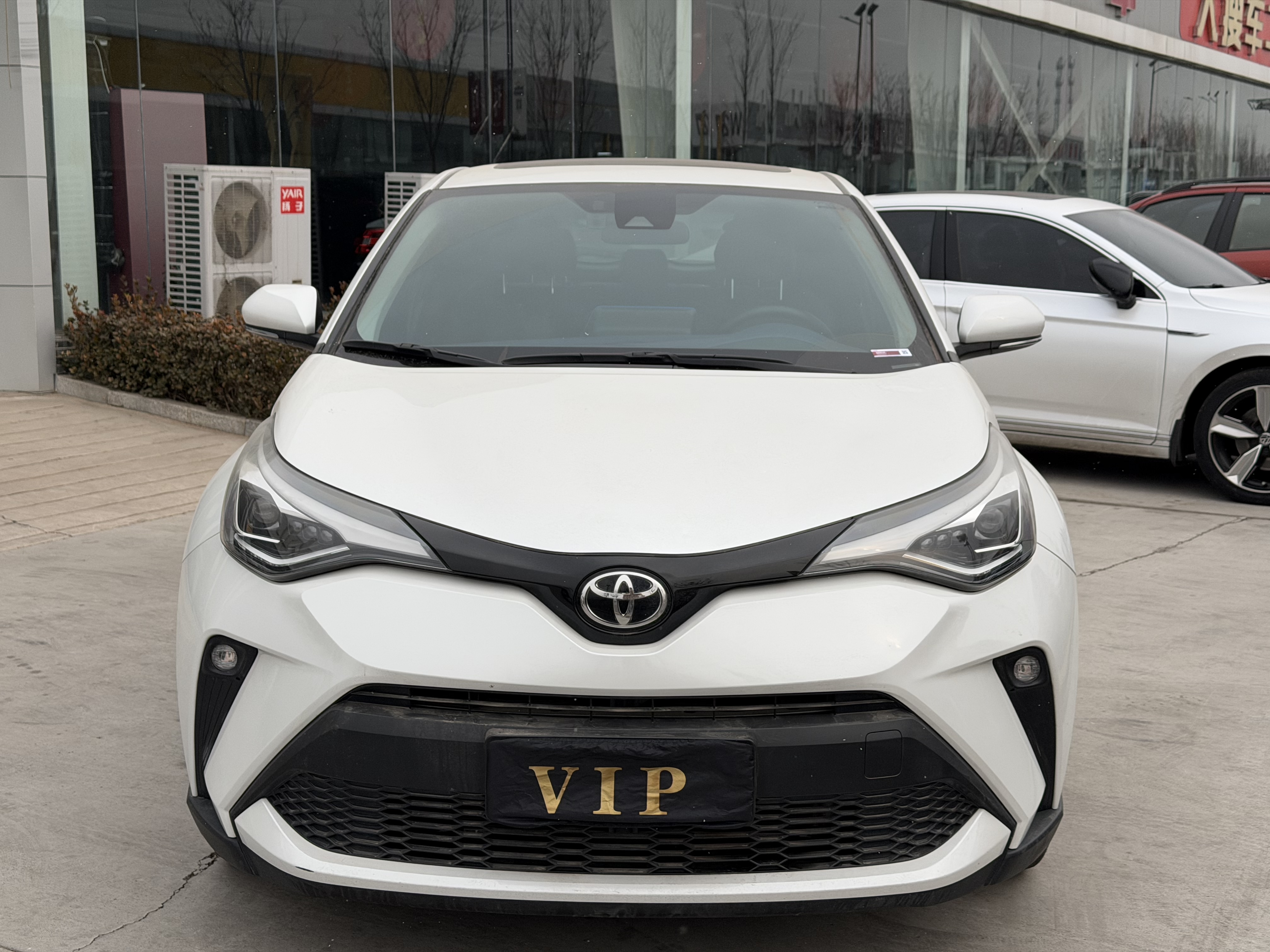 Toyota C-HR 2022 #2 Toyota C-HR 2022 car image #2
