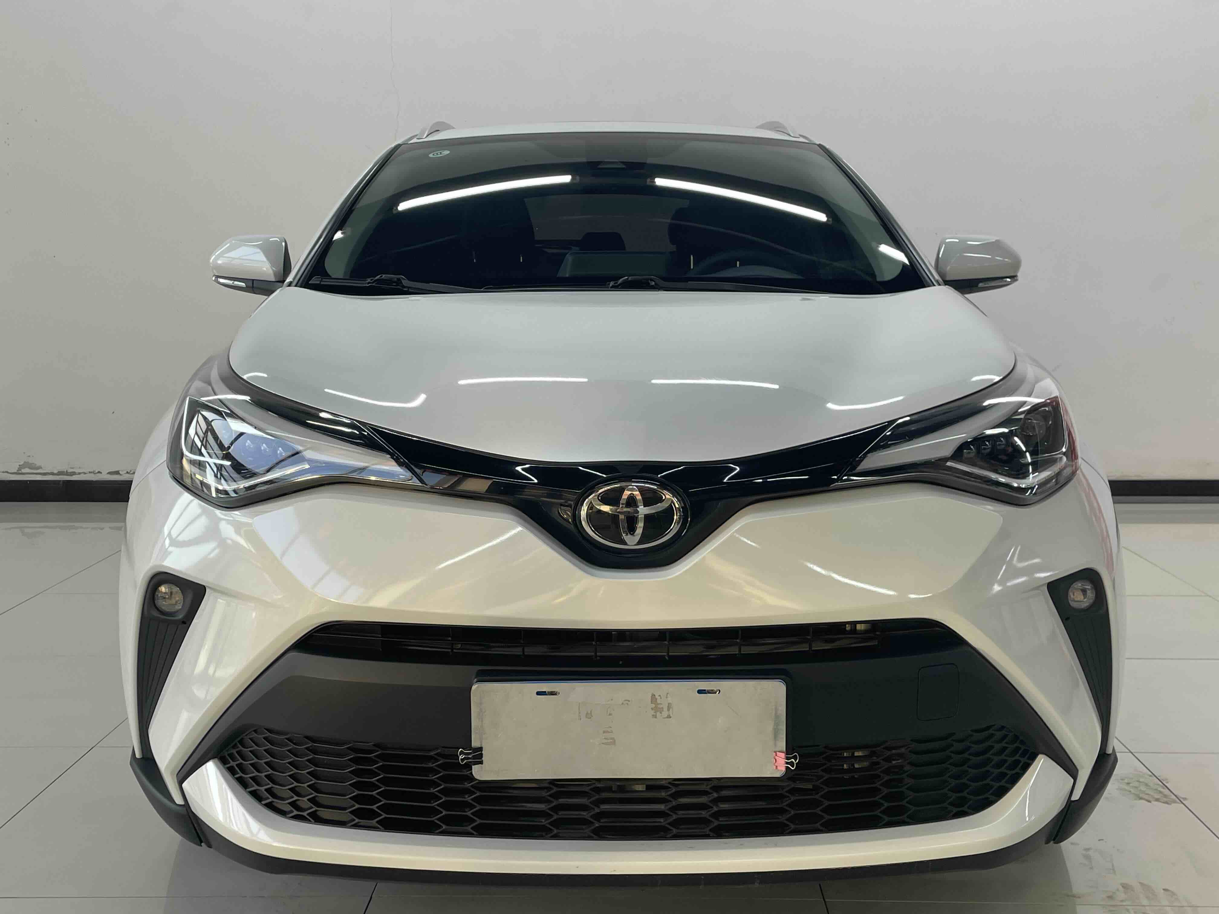Toyota C-HR 2021 #2 Toyota C-HR 2021 car image #2