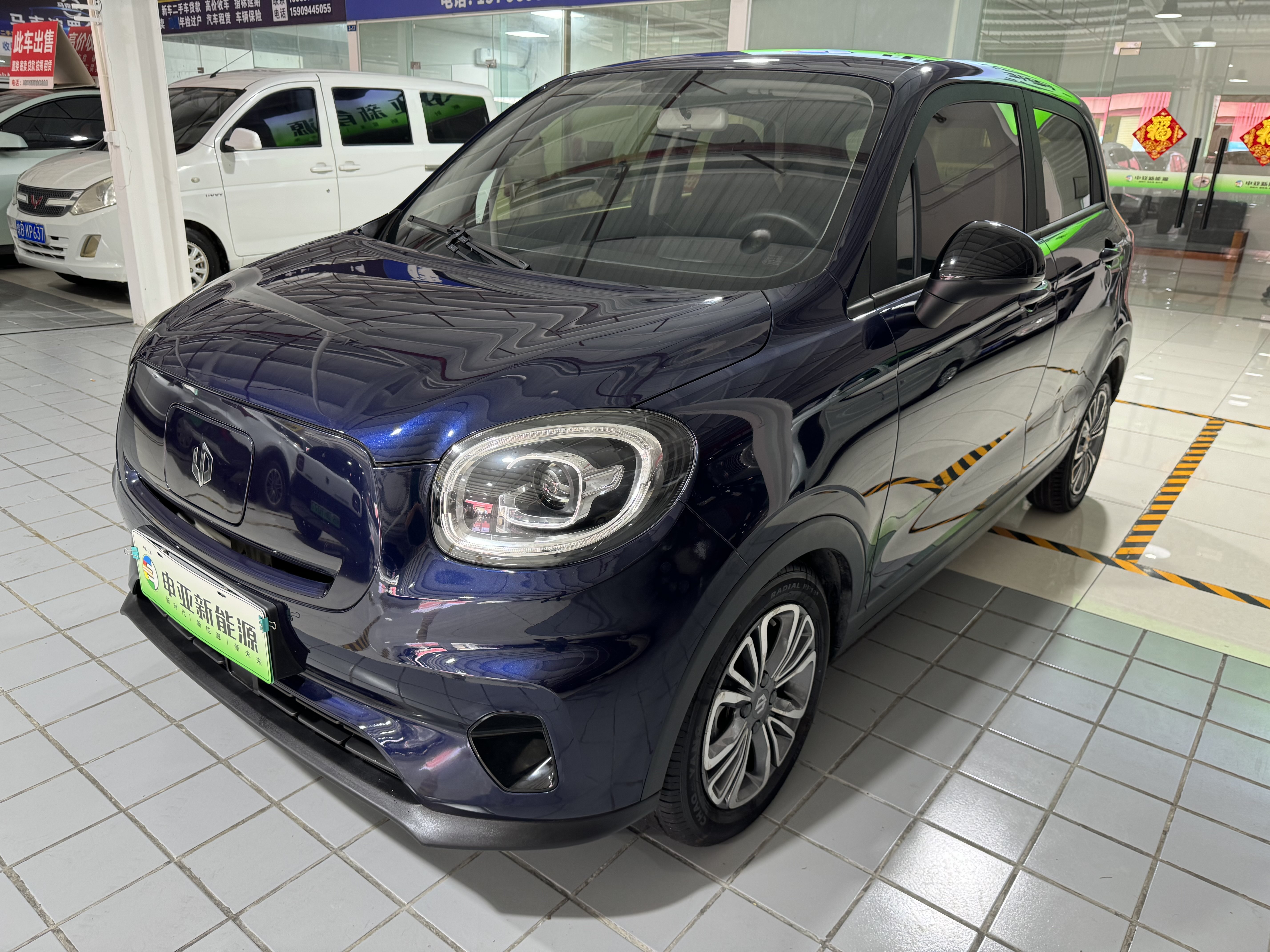 零跑汽车 零跑T03 2021 汽车图片 #2