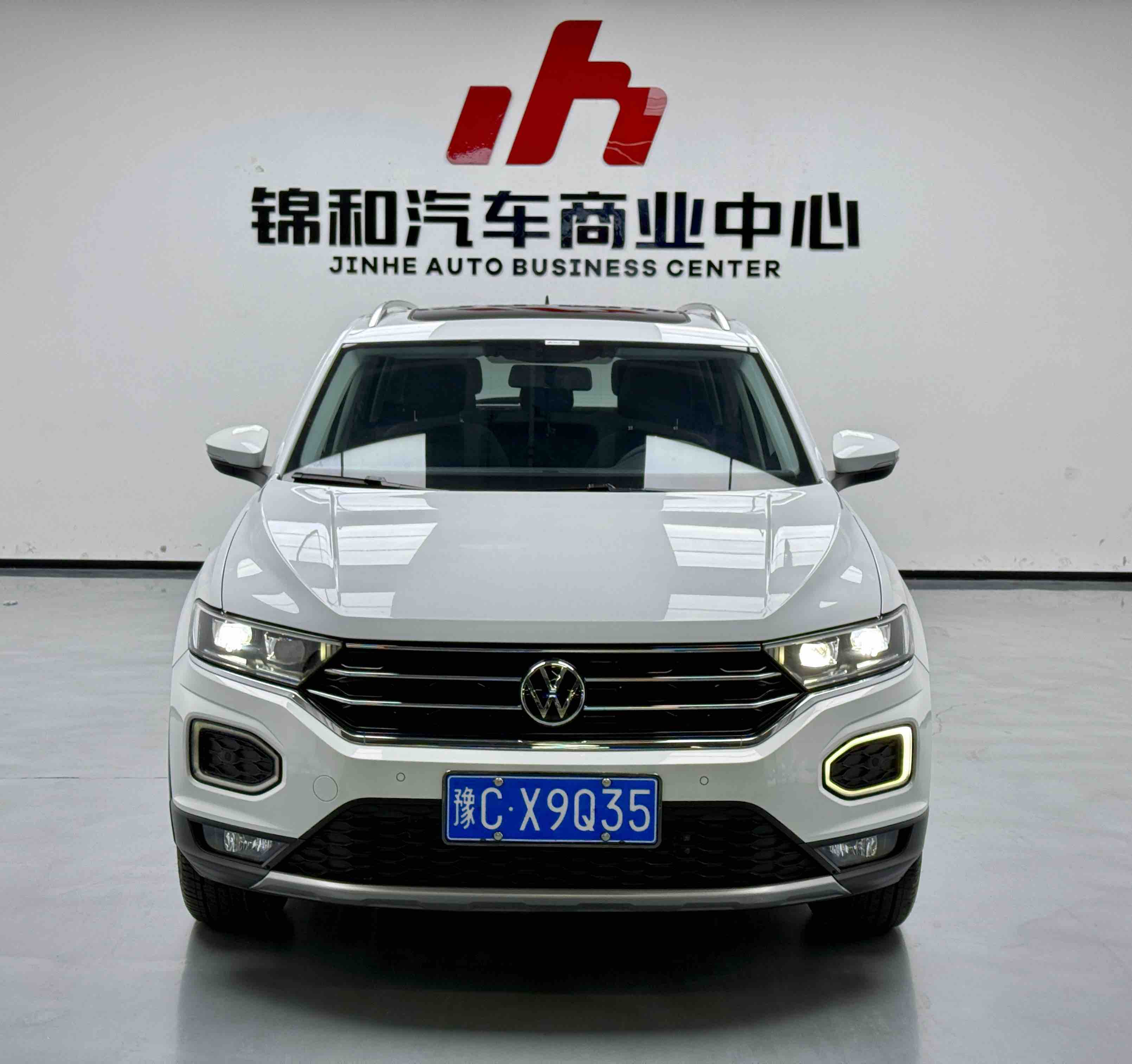T-Roc 2022 car image #2