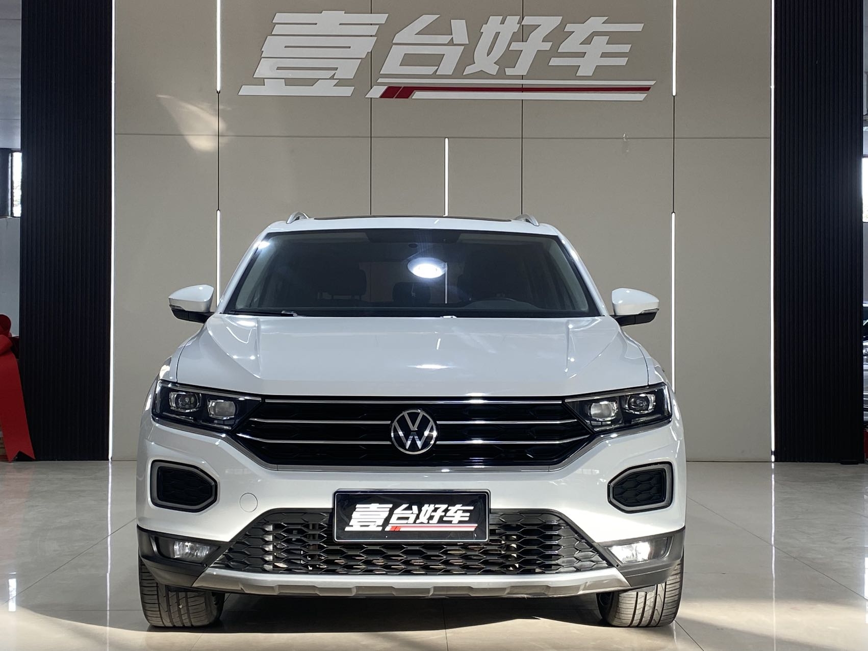 T-Roc 2022 car image #2