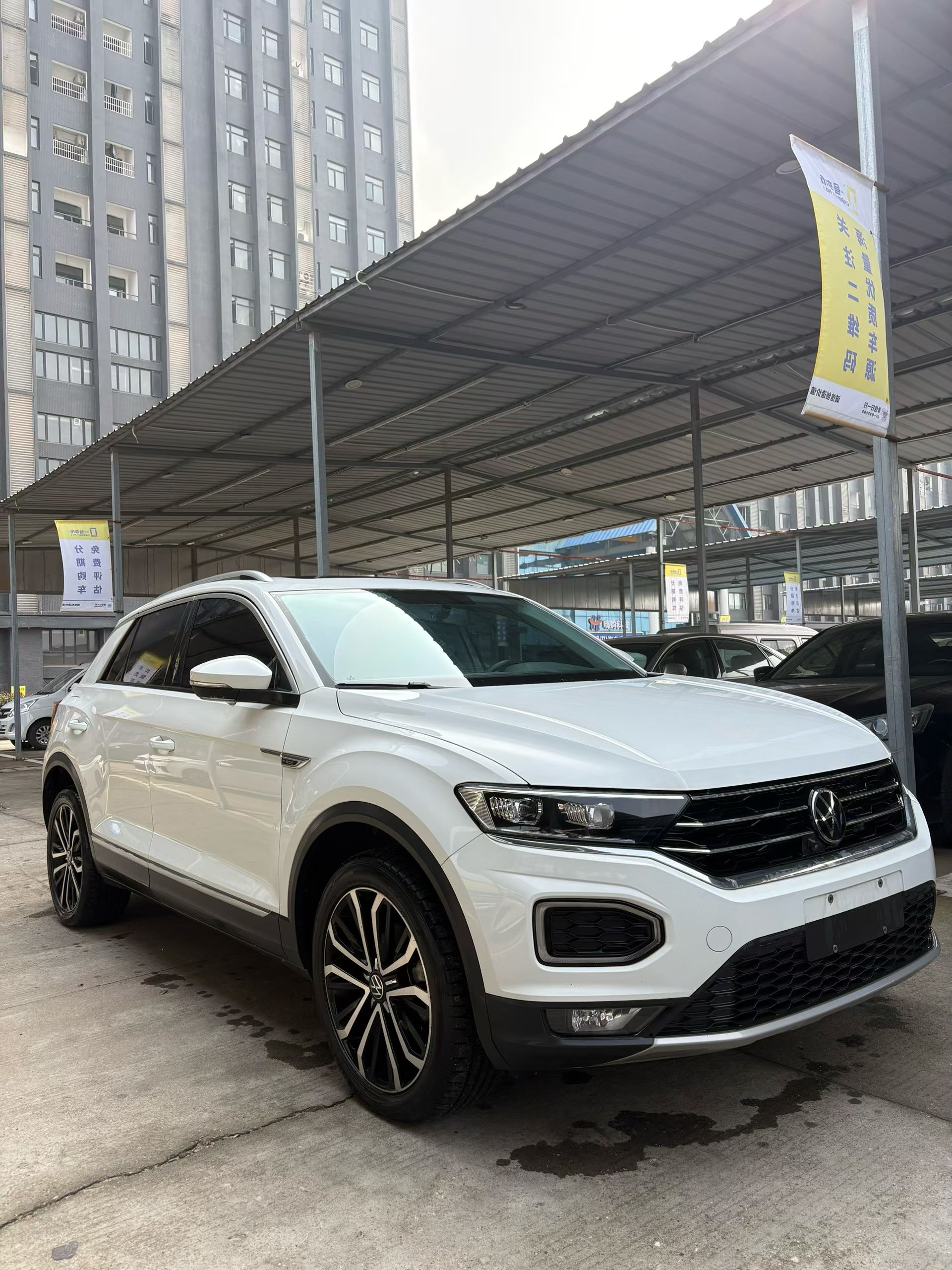 Volkswagen T-Roc 2022 #2 Volkswagen T-Roc 2022 car image #2