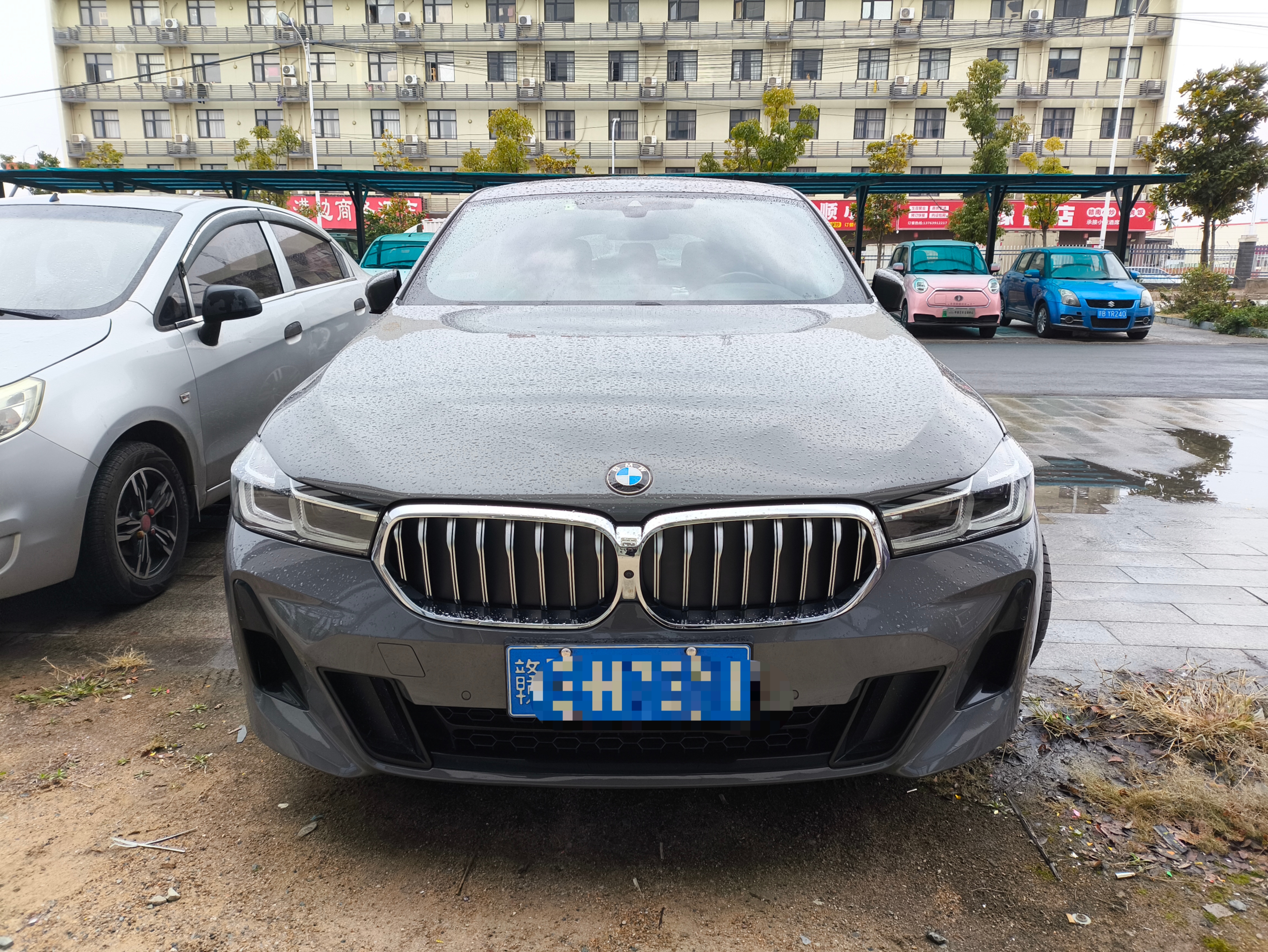 BMW 6 Series GT 2022 #2 BMW 6 Series GT 2022 car image #2