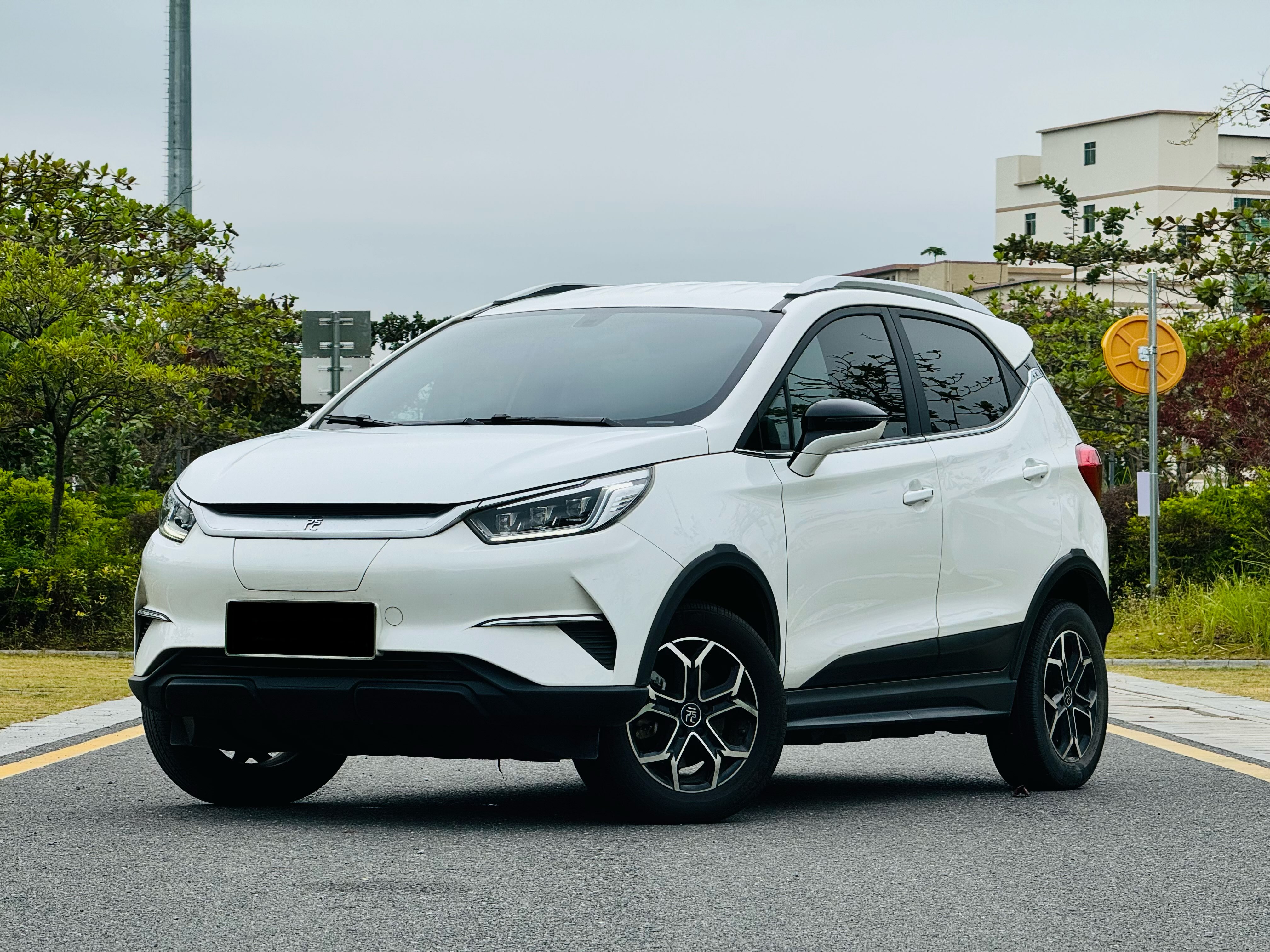 BYD Yuan 2021 car image #2