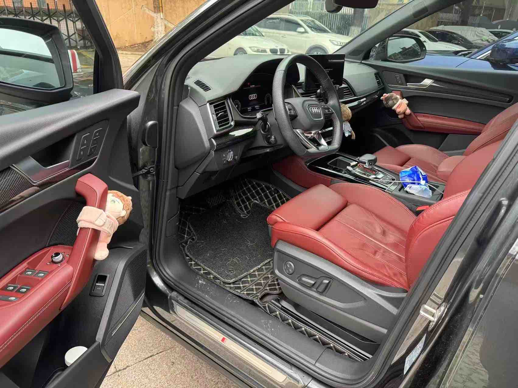 Audi Q5L Sportback 2021 изображение автомобиля #2