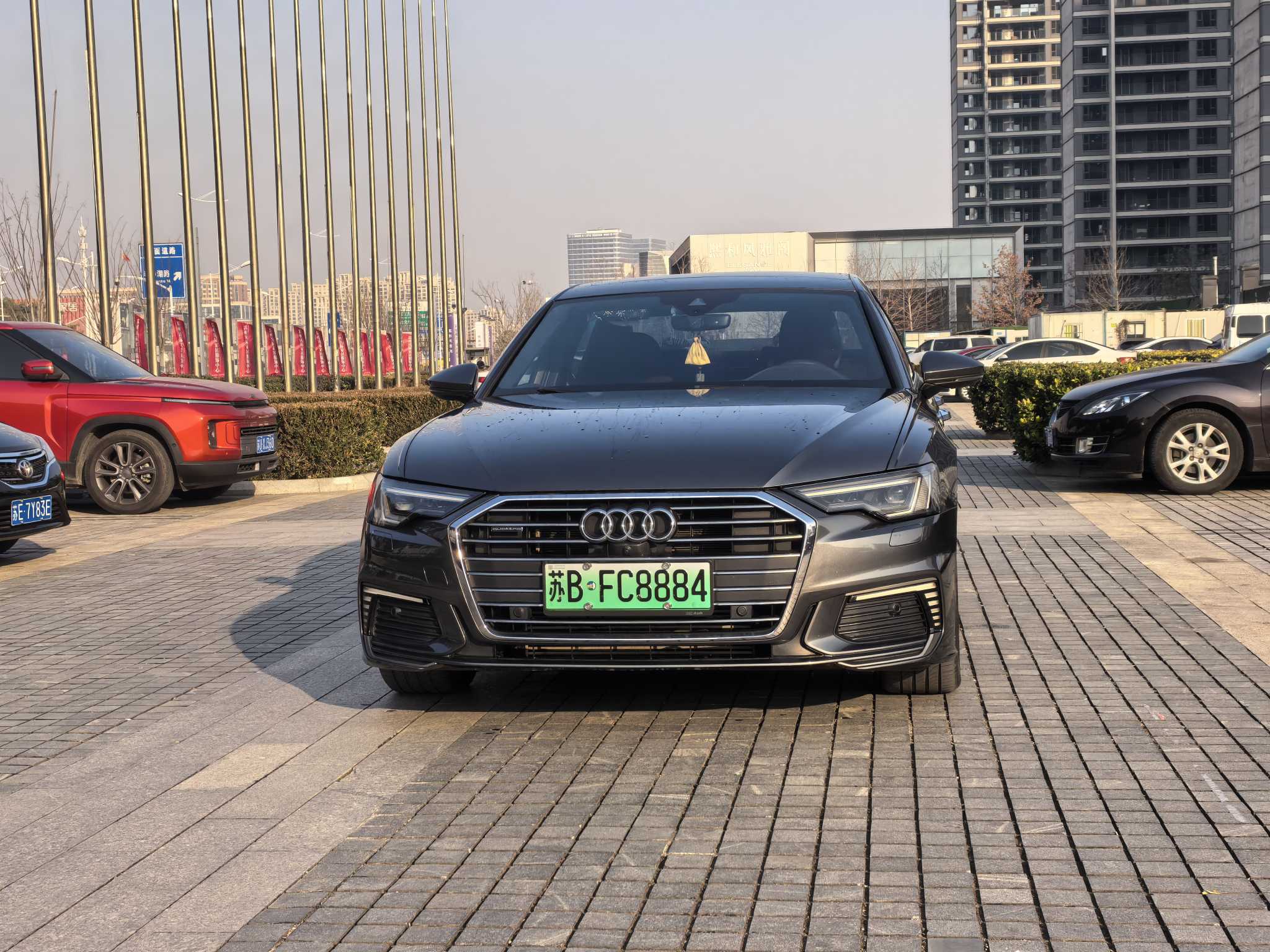 Audi 2021 car image #2