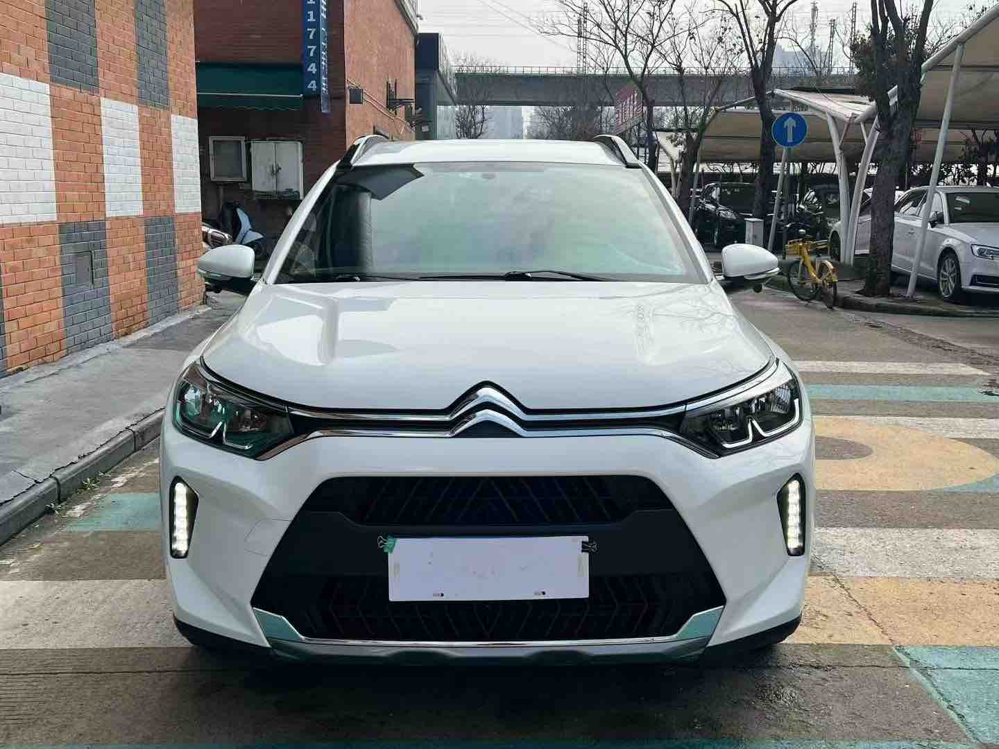 Citroen C3-XR 2023 immagine di auto #2