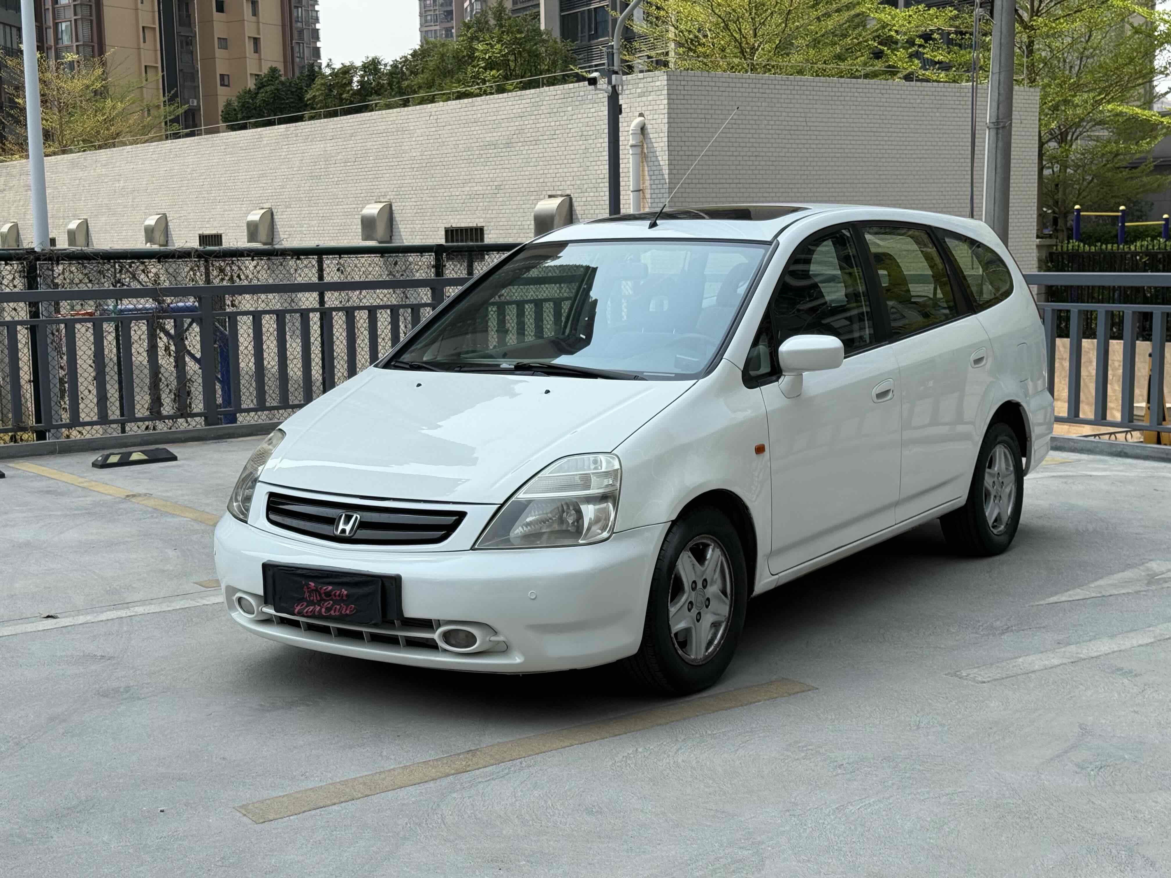 Honda Stream 2002 car image #2
