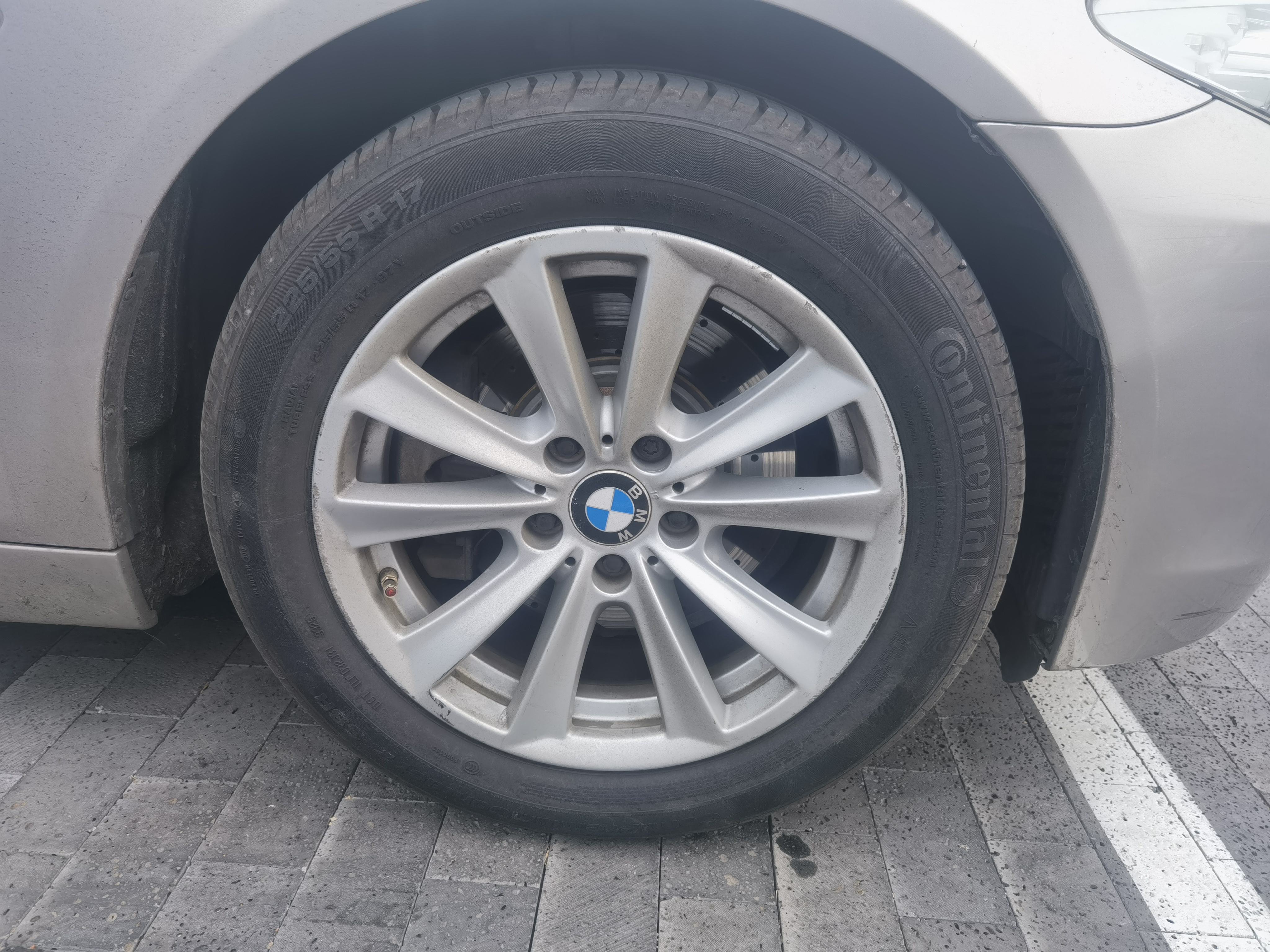 BMW 5 Series 2012 #2 BMW 5 Series 2012 immagine di auto #2