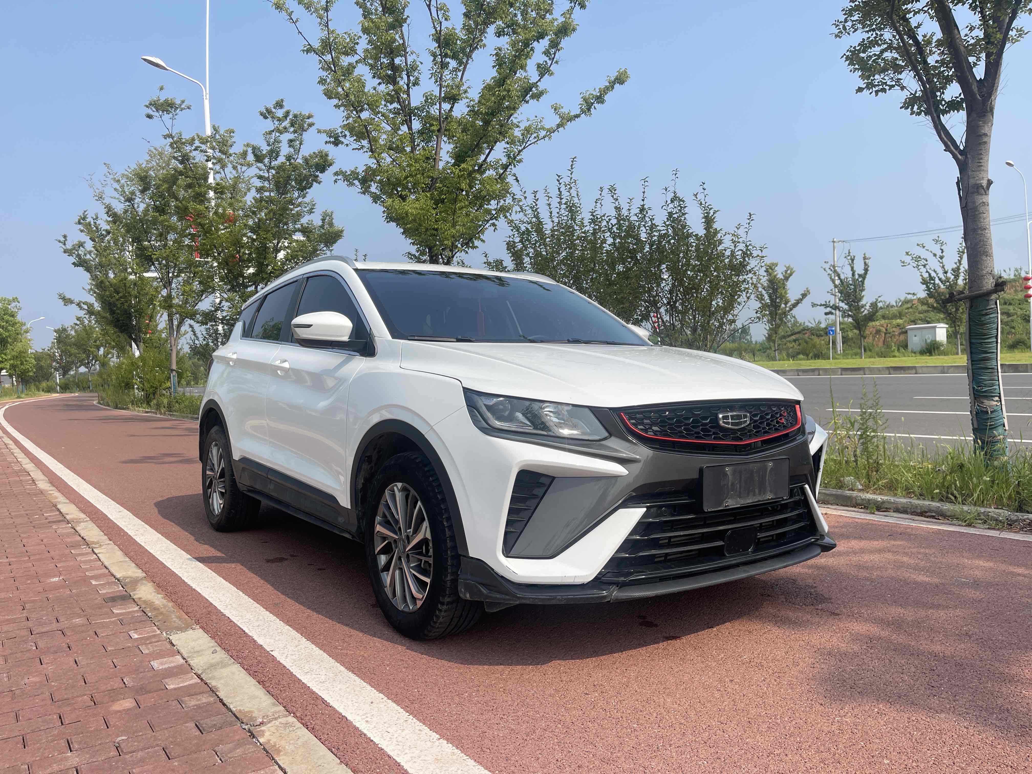 GEELY Coolray 2023 #2 GEELY Coolray 2023 car image #2