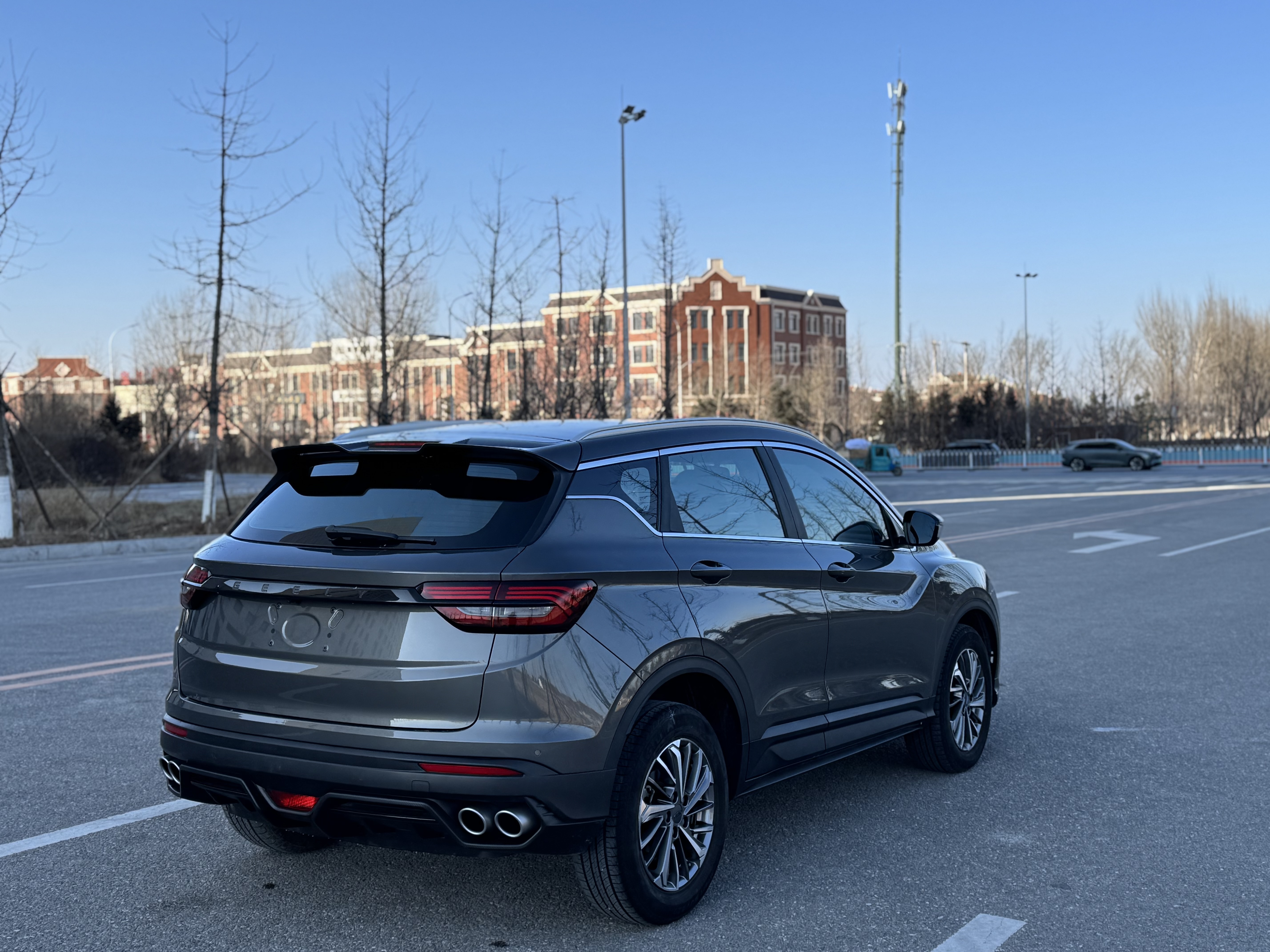 GEELY Coolray 2022 #2 GEELY Coolray 2022 car image #2
