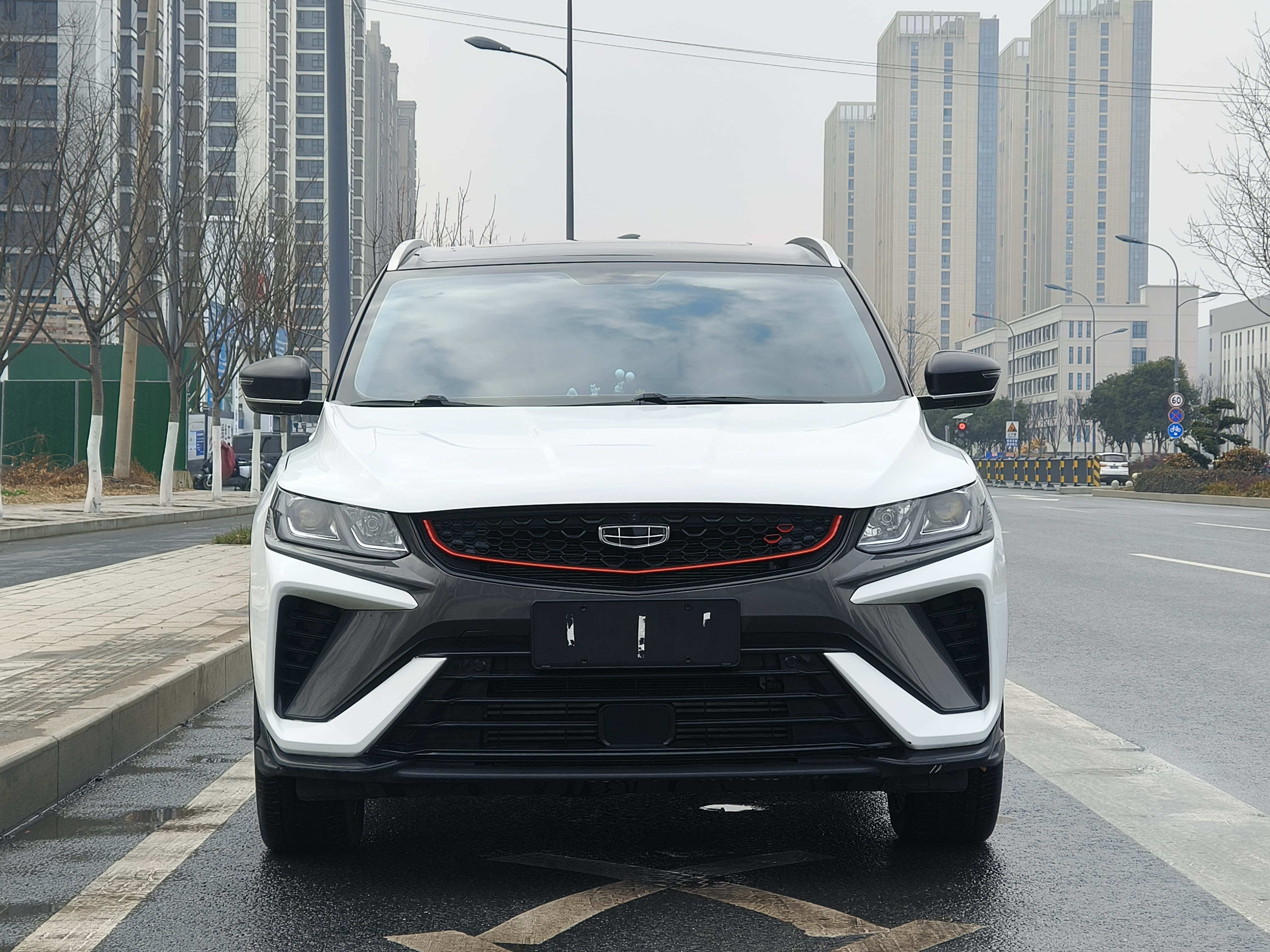GEELY Coolray 2022 car image #2