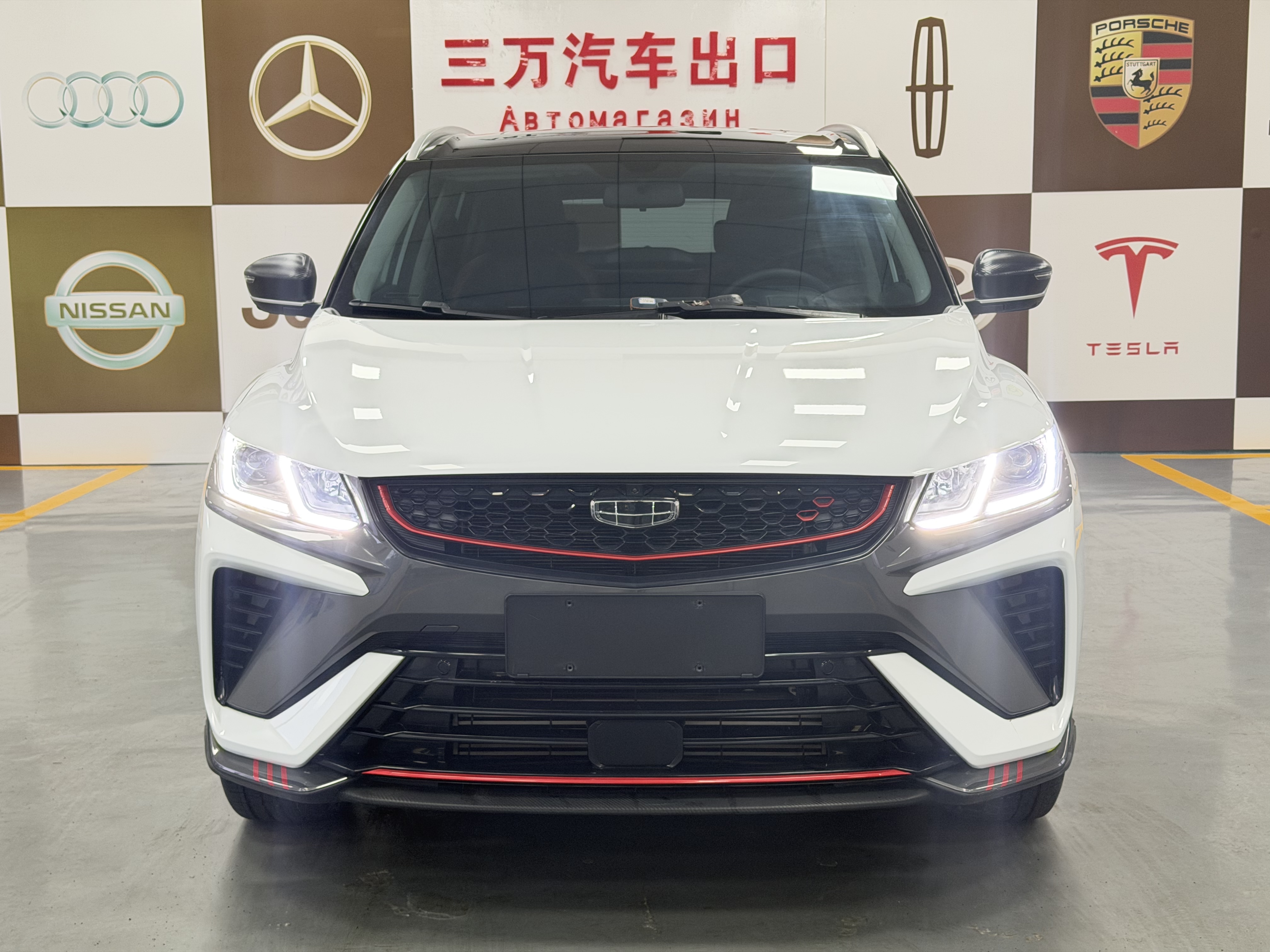 GEELY Coolray 2023 car image #2