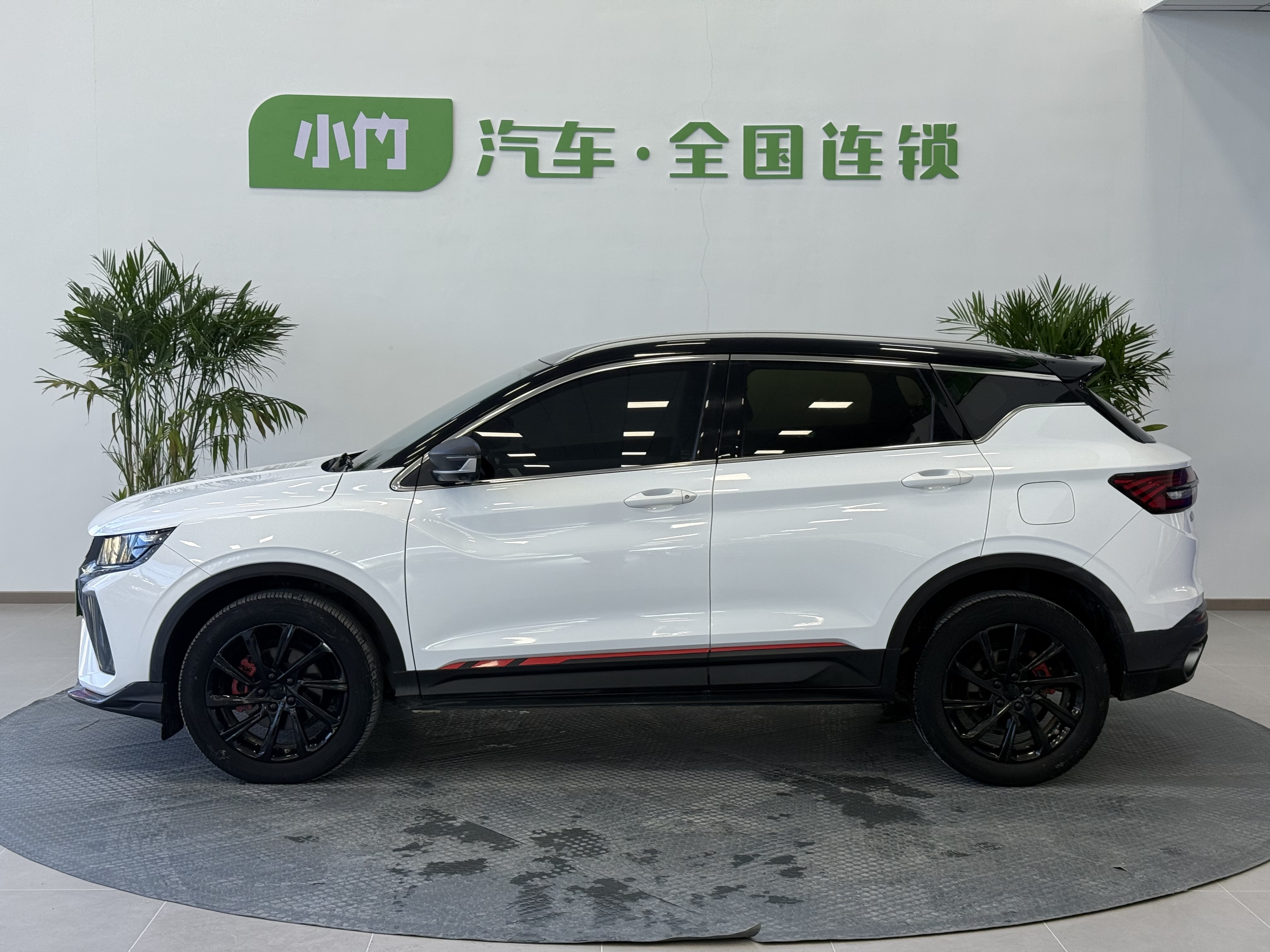 GEELY Coolray 2022 #2 GEELY Coolray 2022 car image #2