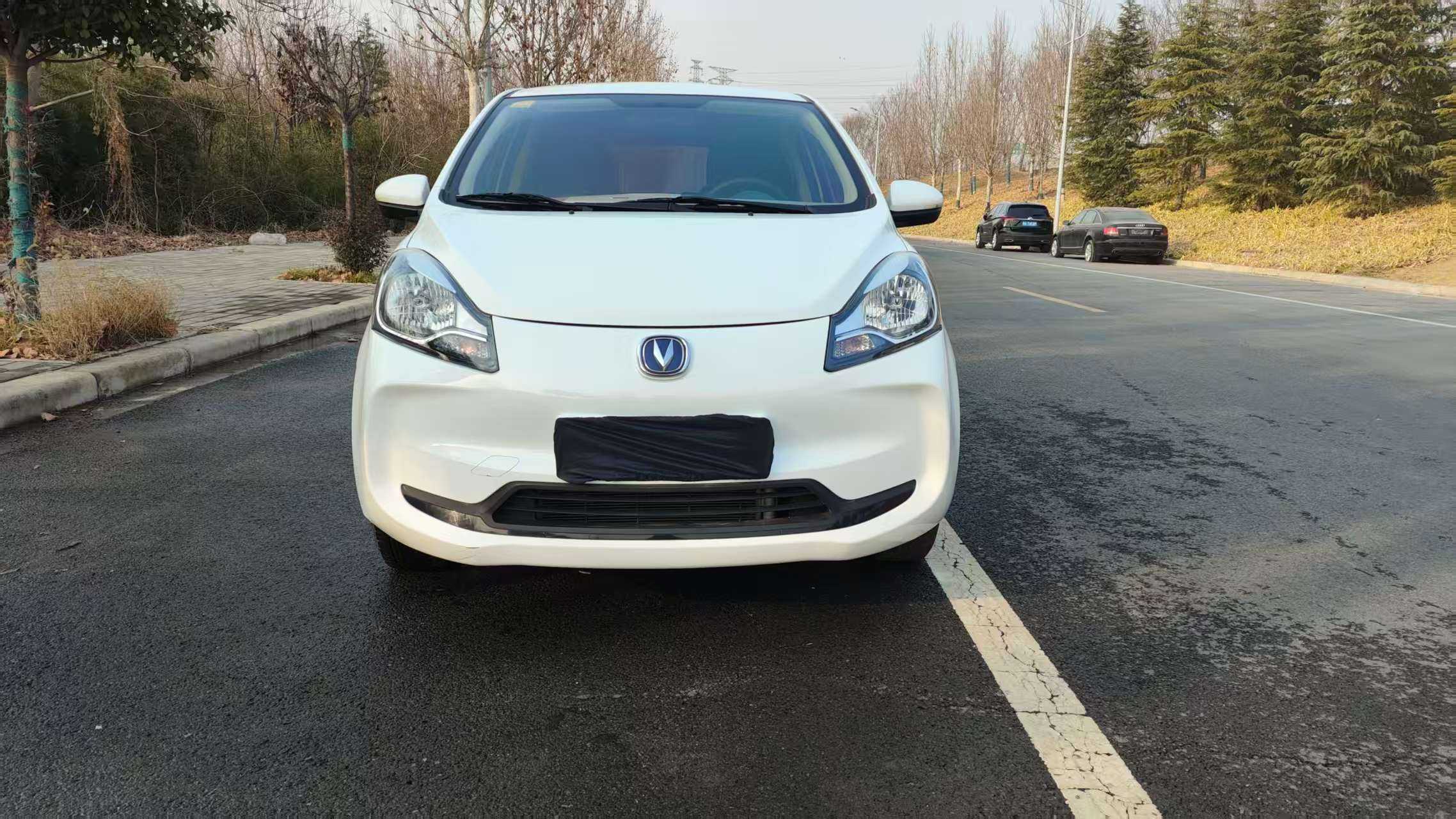 Changan BenBen E-Star 2022 car image #2