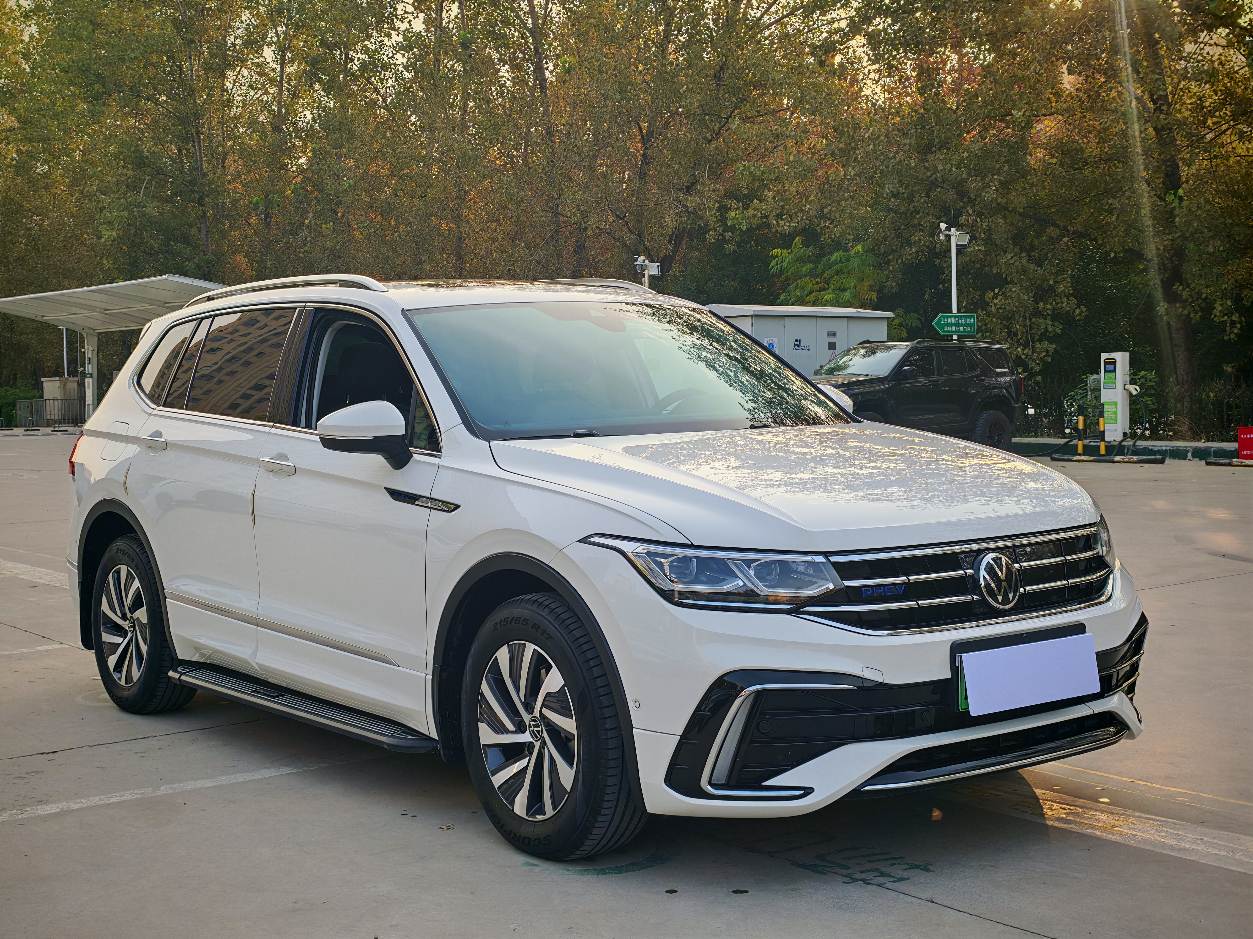 Volkswagen Tiguan L New Energy 2022 صورة سيارة #2