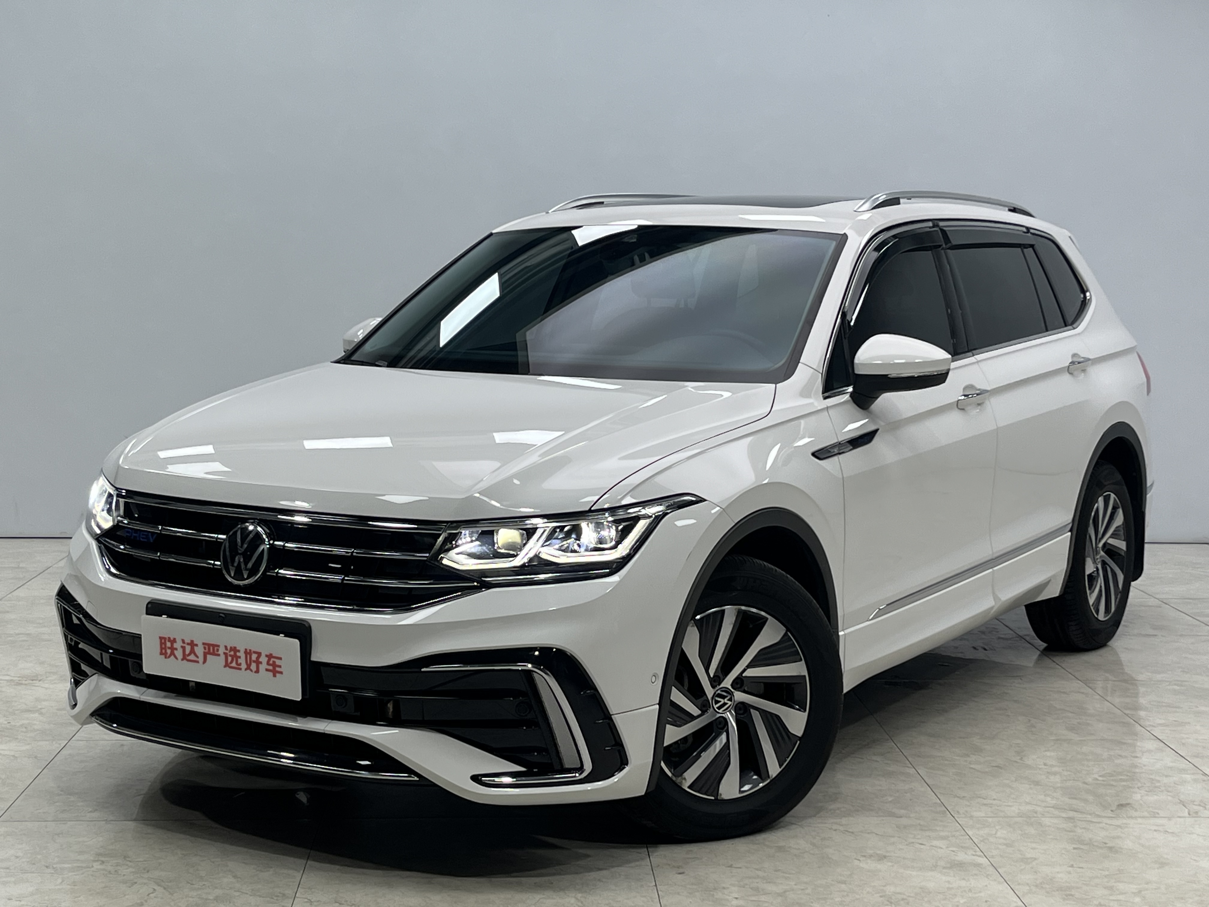 Volkswagen Tiguan L New Energy 2022 car image #2