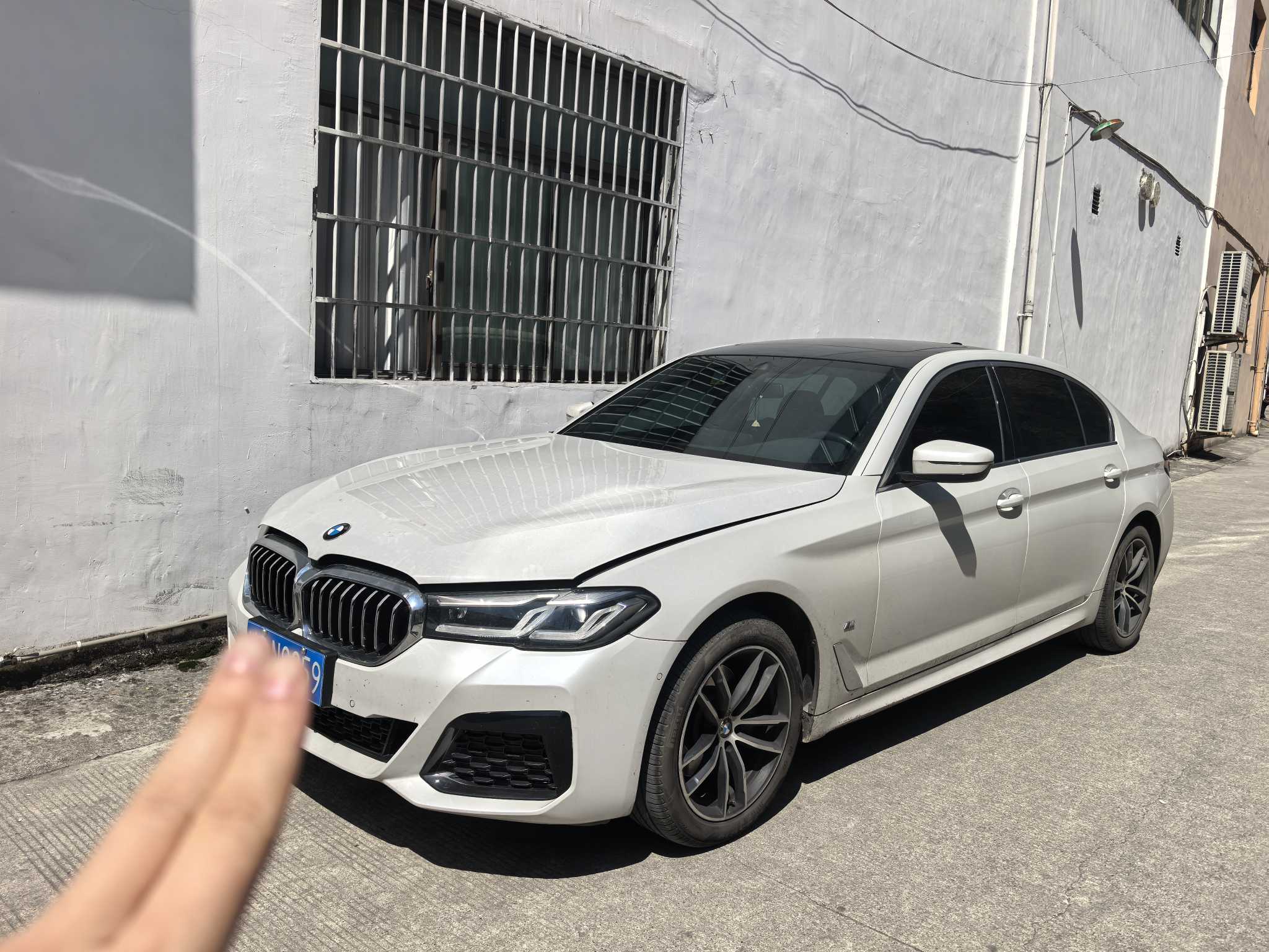 BMW 5 Series 2022 car image #2
