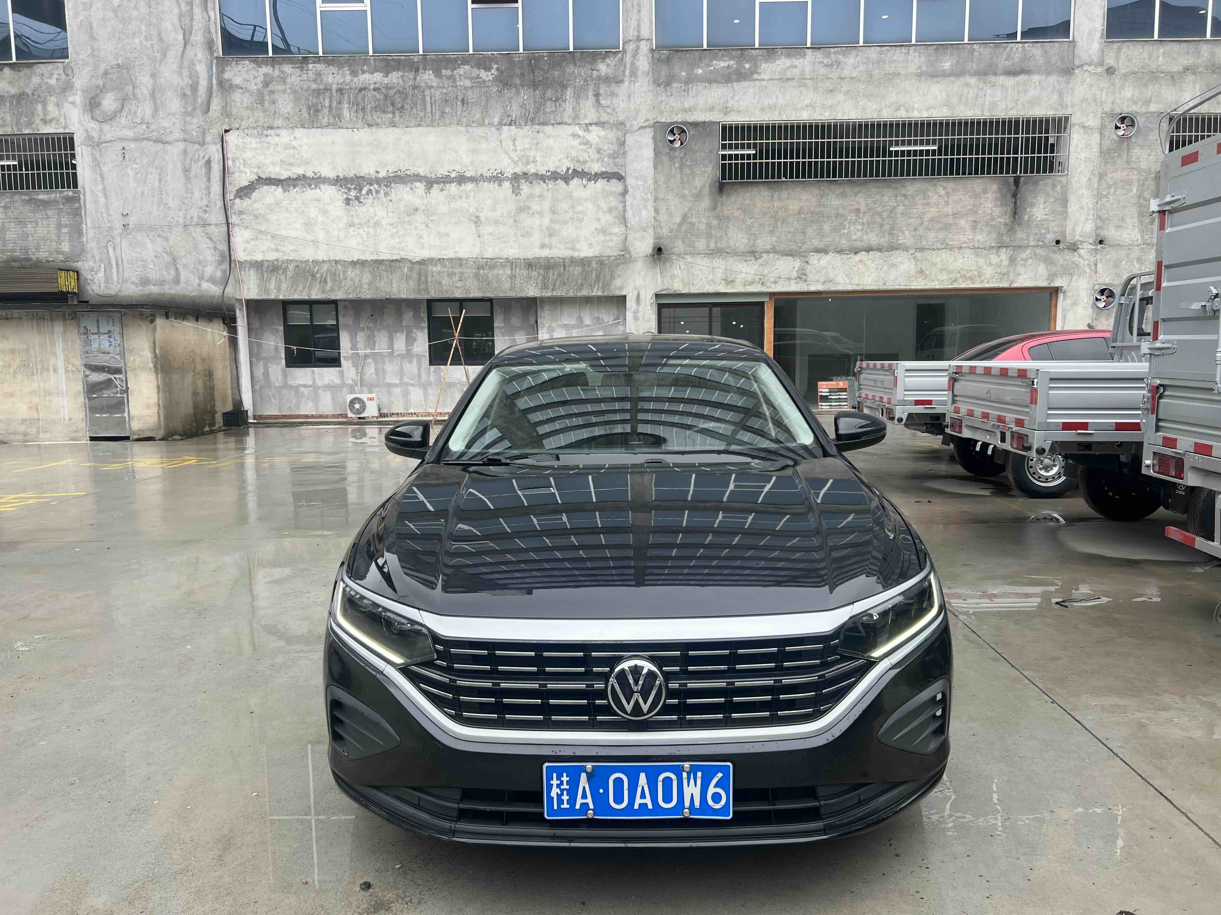 Volkswagen Passat 2022 صورة سيارة #2