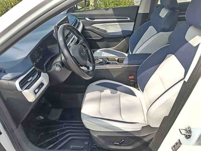 GEELY Emgrand 2021 #2 GEELY Emgrand 2021 car image #2