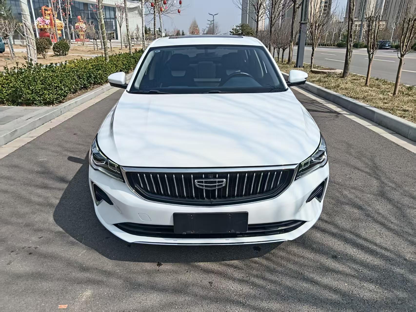 GEELY Emgrand 2022 car image #2