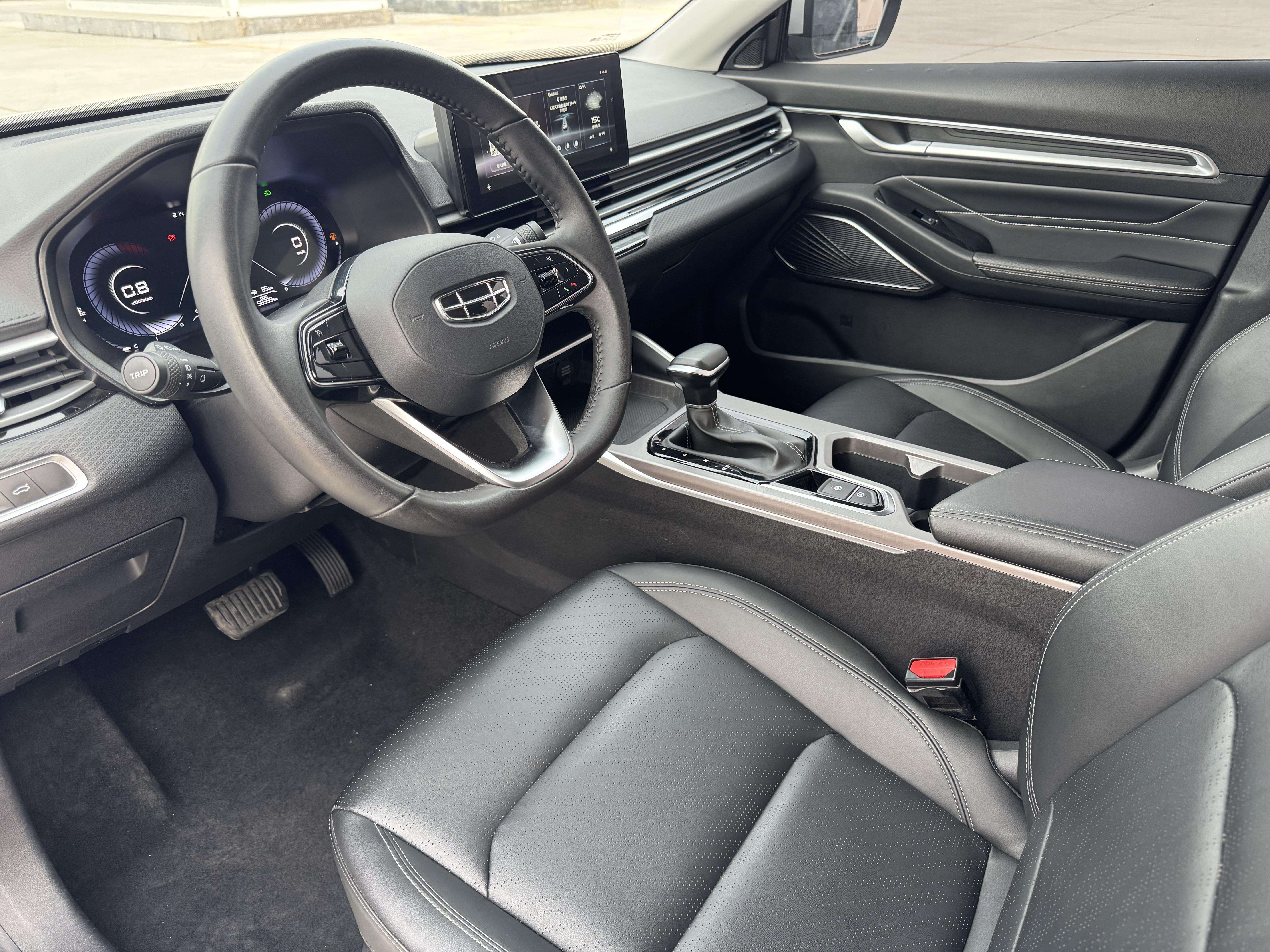 GEELY Emgrand 2022 #2 GEELY Emgrand 2022 car image #2