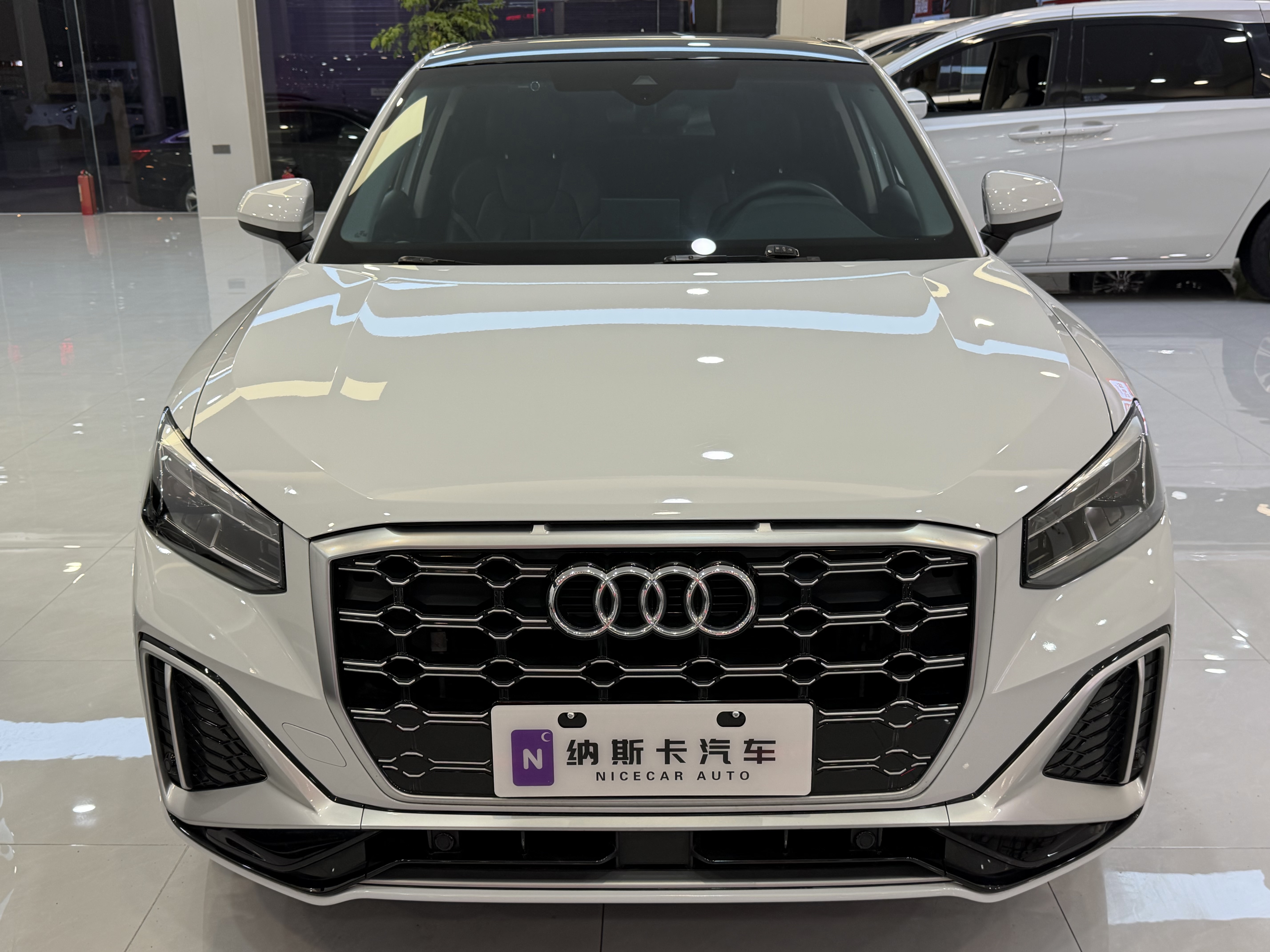 Q2L 2022 car image #2
