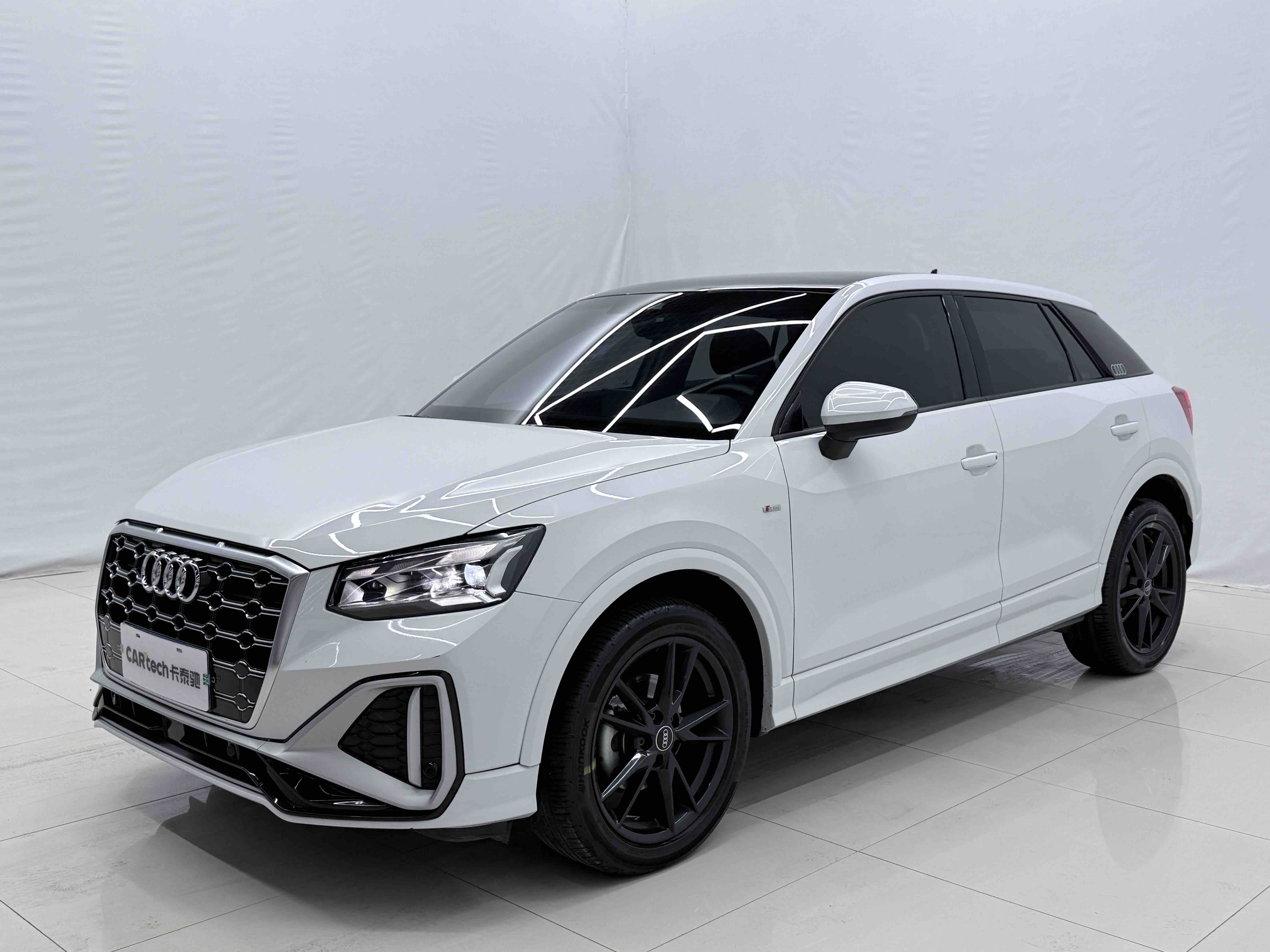 Audi Q2L 2023 immagine di auto #2