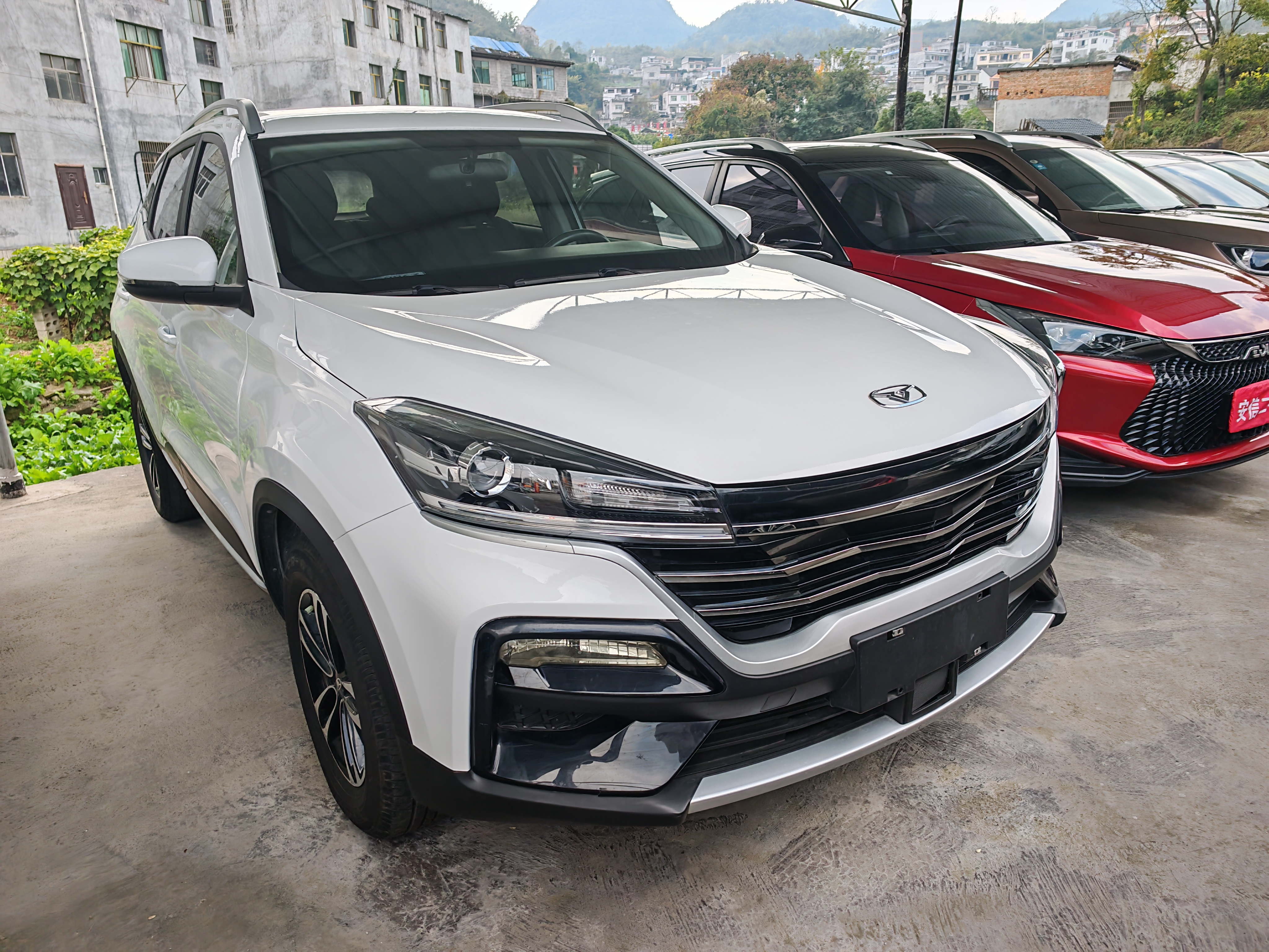 Kaiyi Showjet 2022 #2 Kaiyi Showjet 2022 car image #2