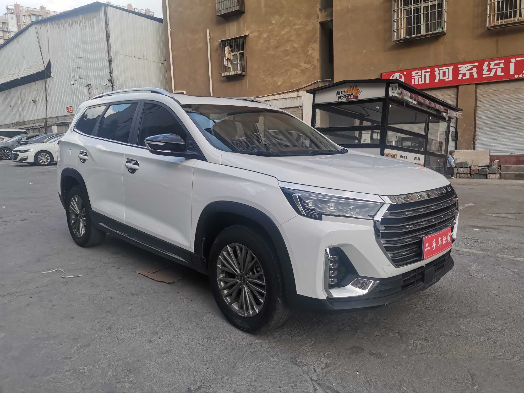 Jetour X90 PLUS 2022 immagine di auto #2