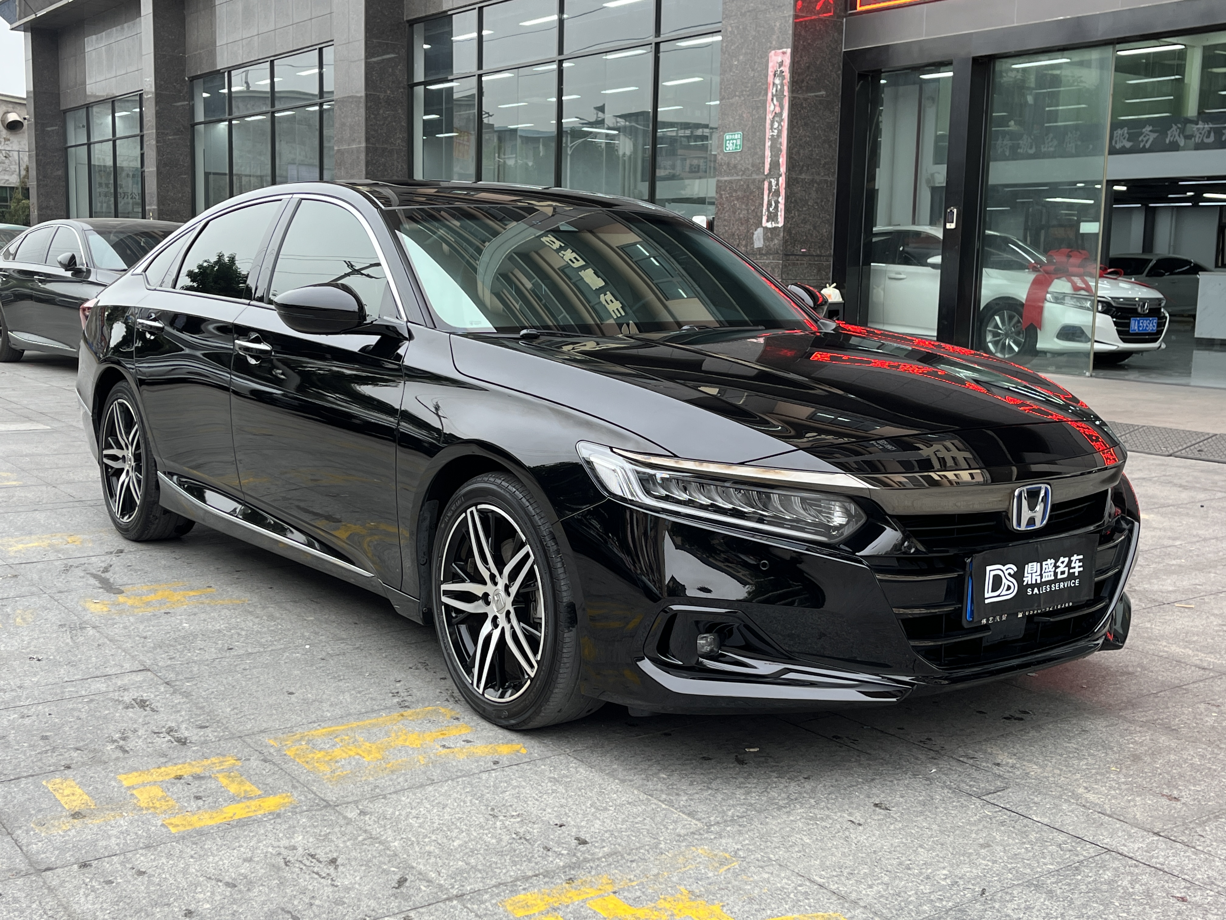 Honda Accord 2023 car image #2