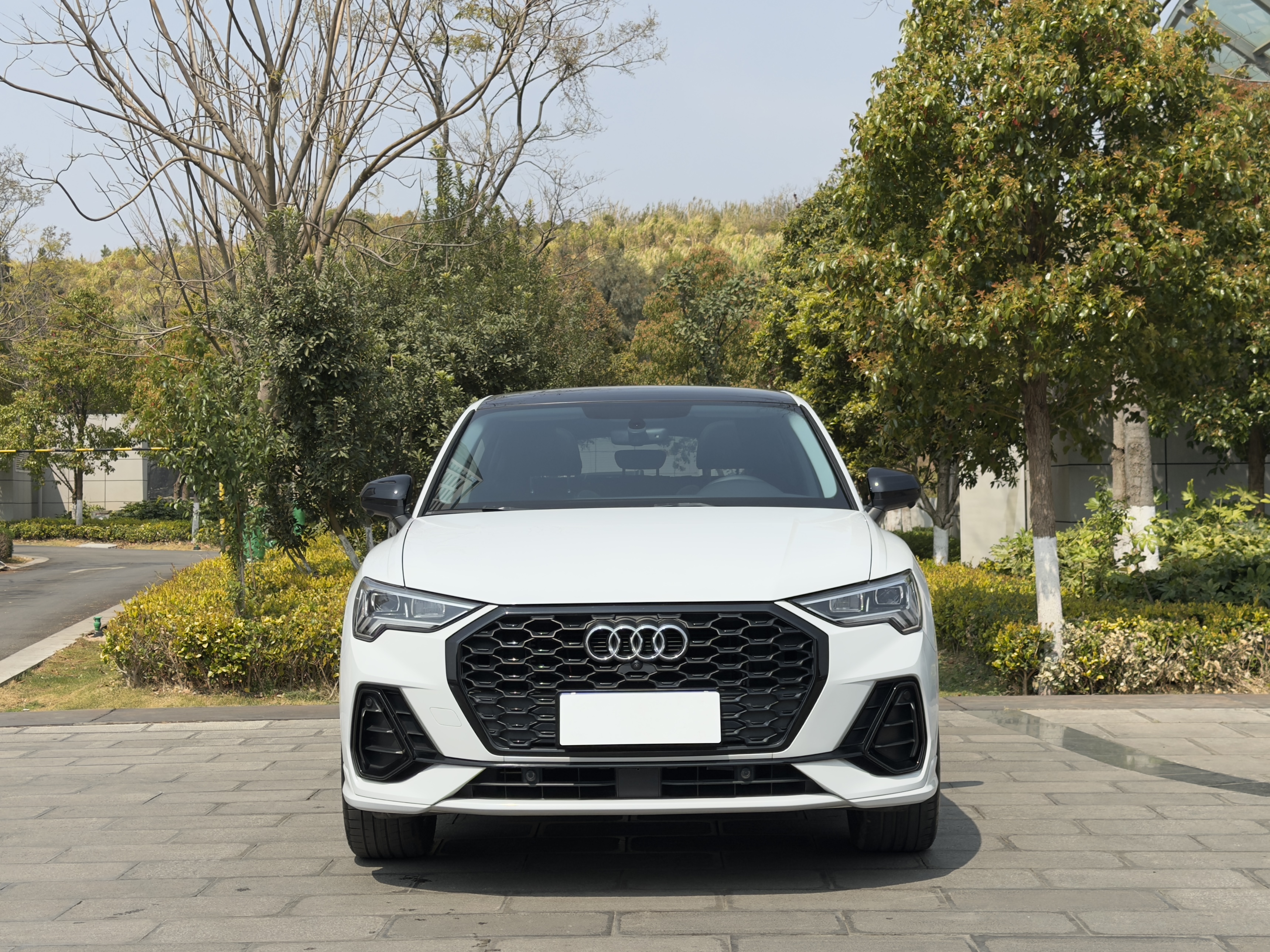 Audi Q3 Sportback 2022 изображение автомобиля #2