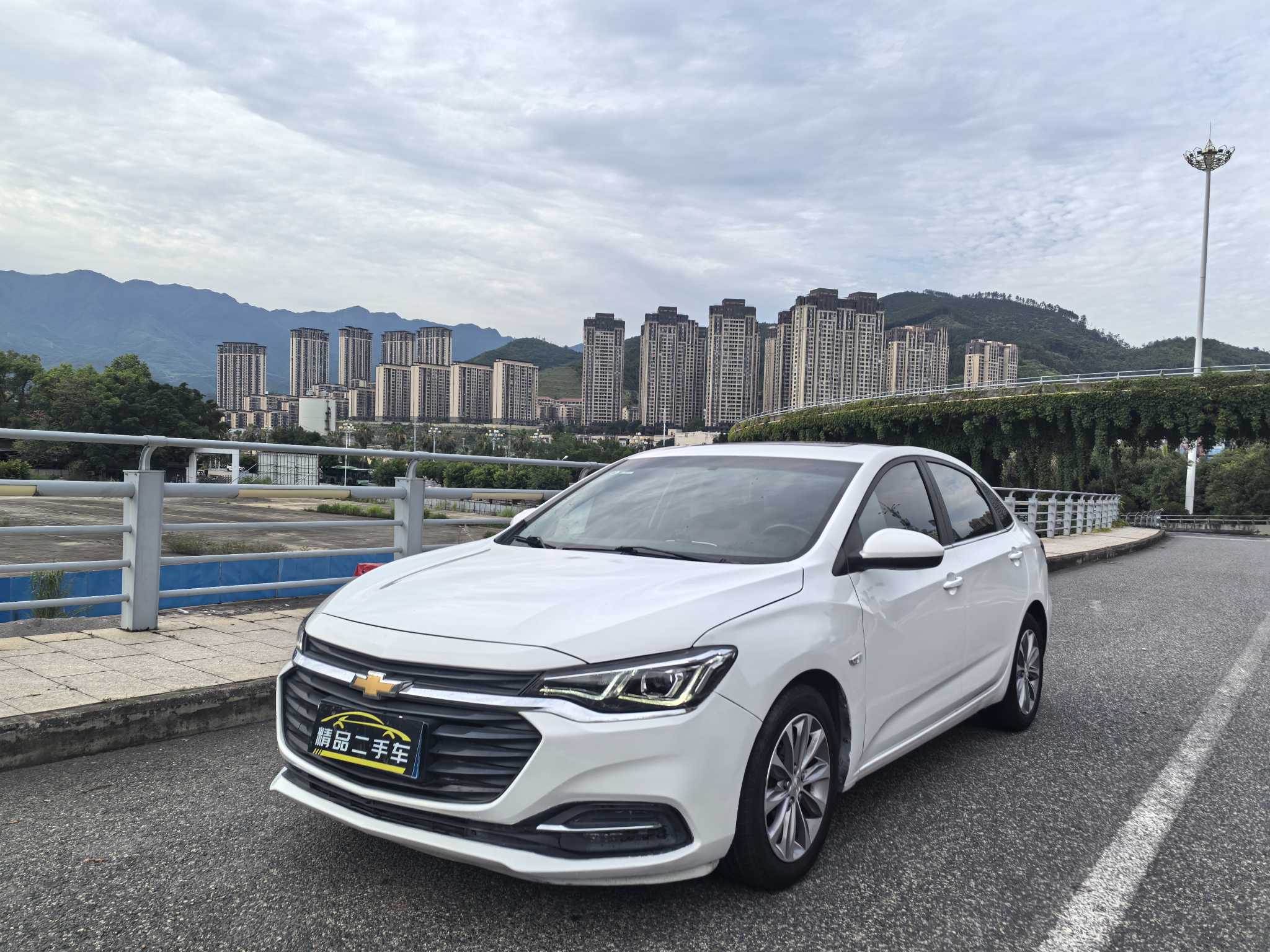 Chevrolet Monza 2022 imagem de carro #2