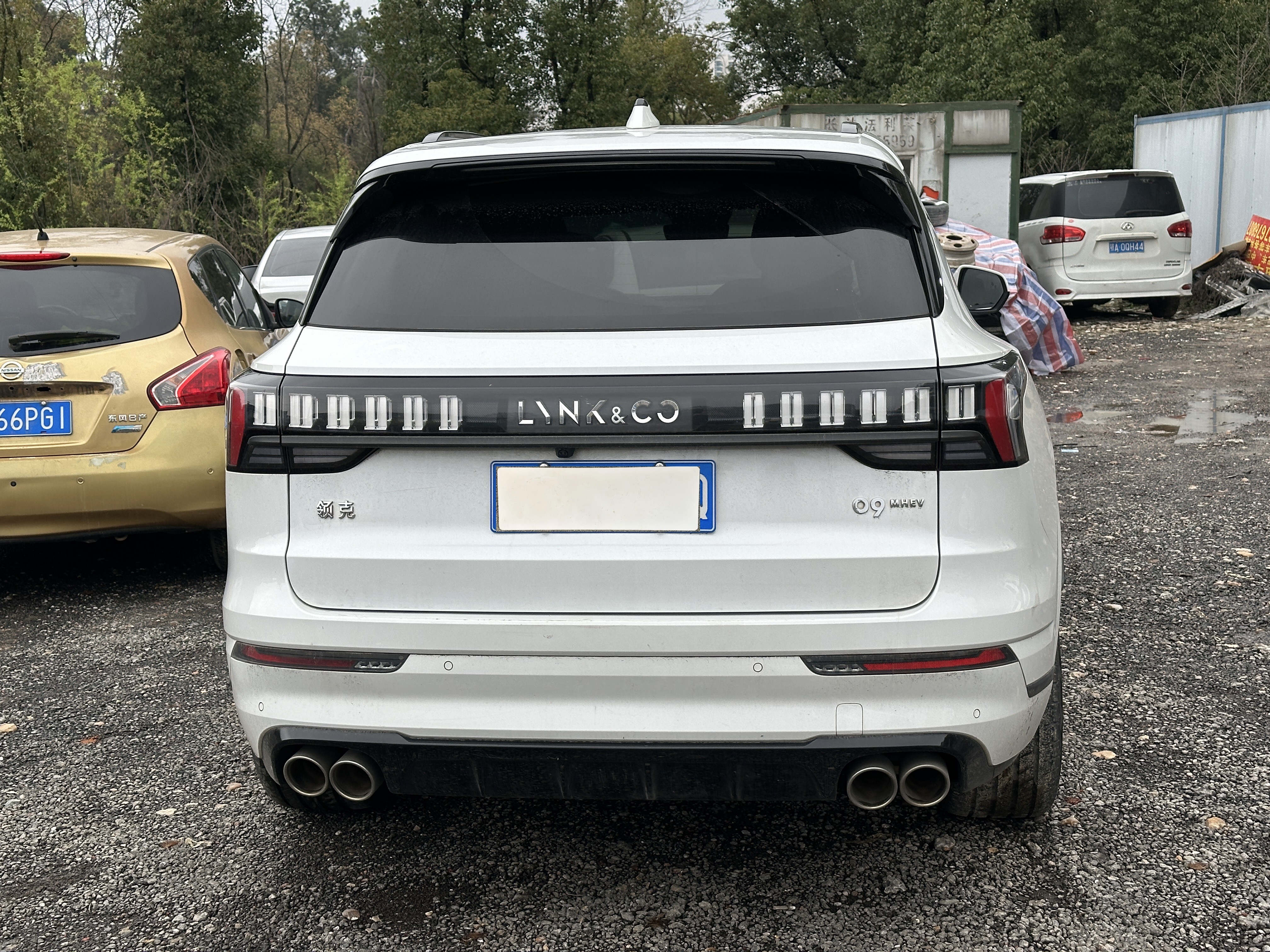 Lynk & Co 09 2022 car image #2