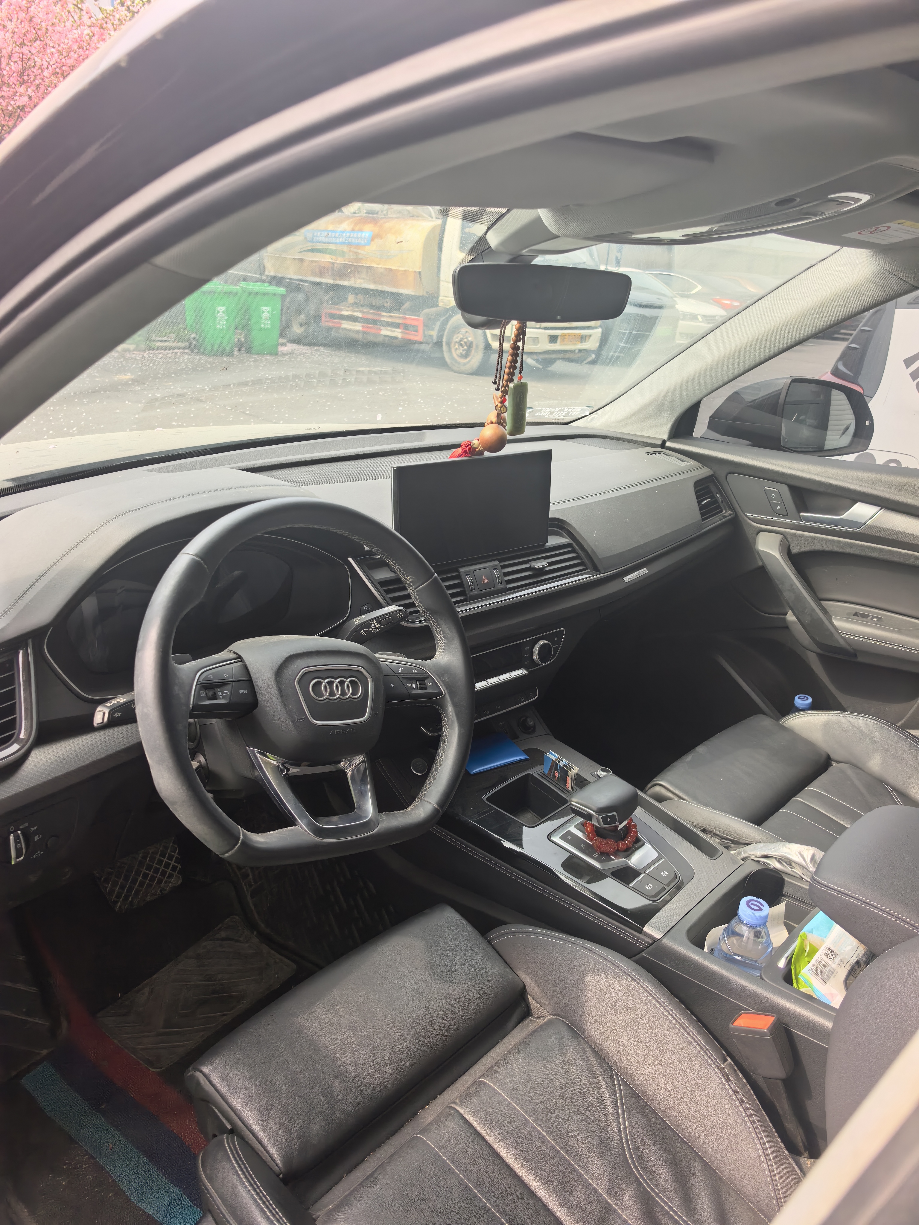 Audi Q5L 2022 car image #2