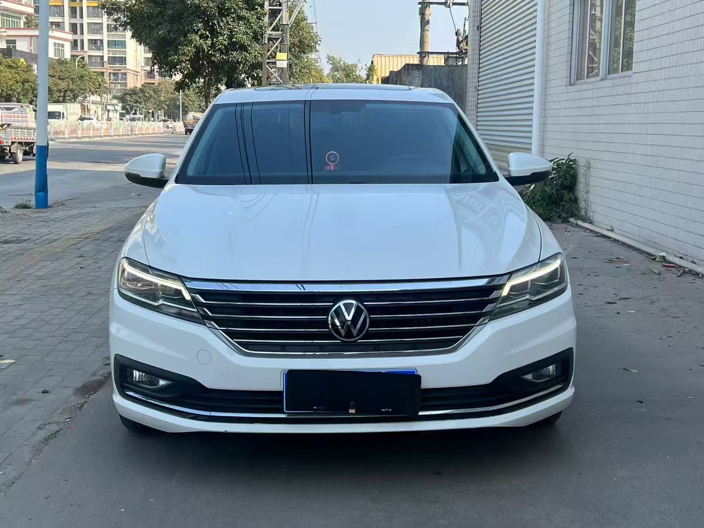Volkswagen Lavida 2022 car image #2