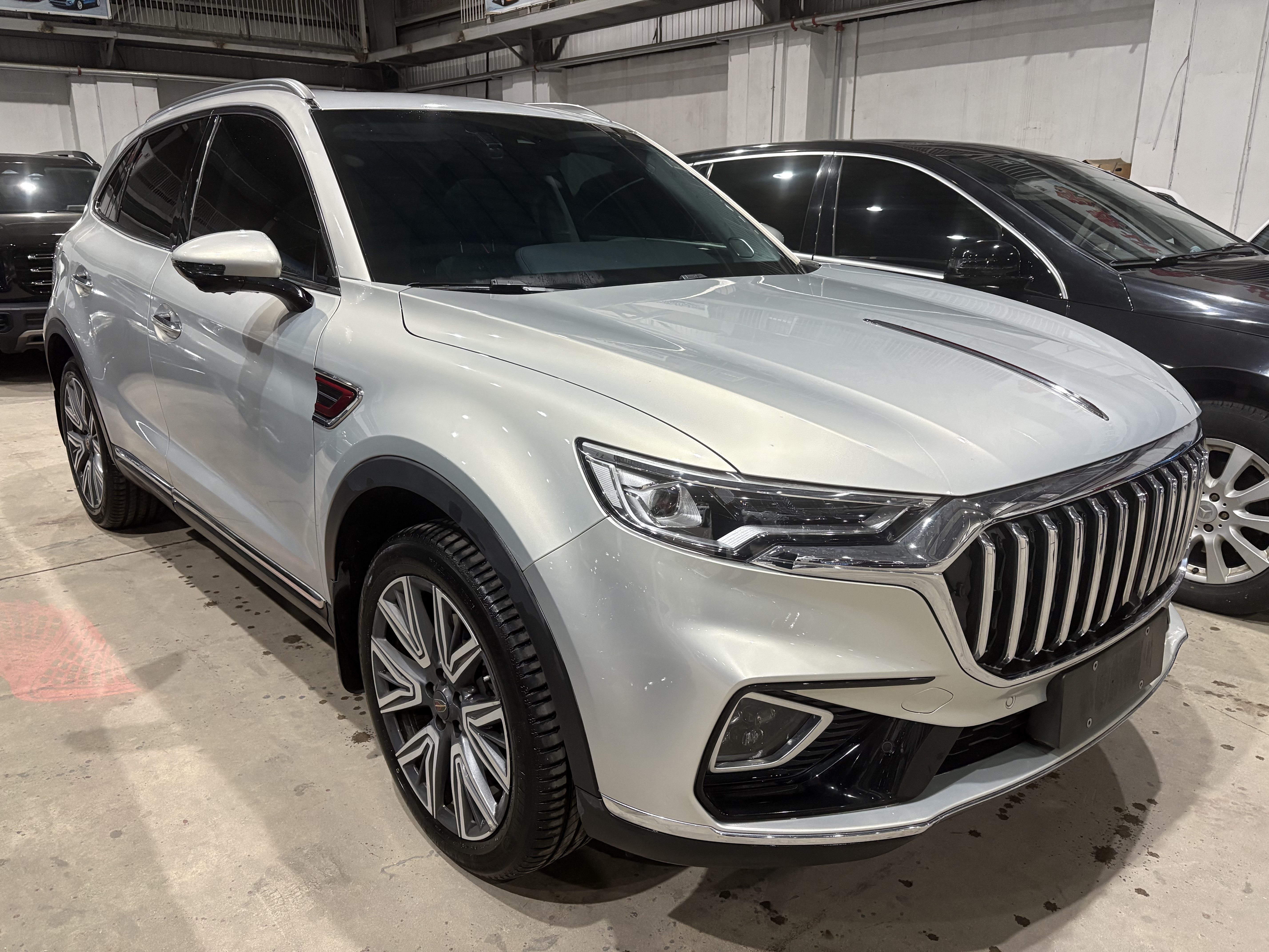 HongQi HS5 2021 car image #2