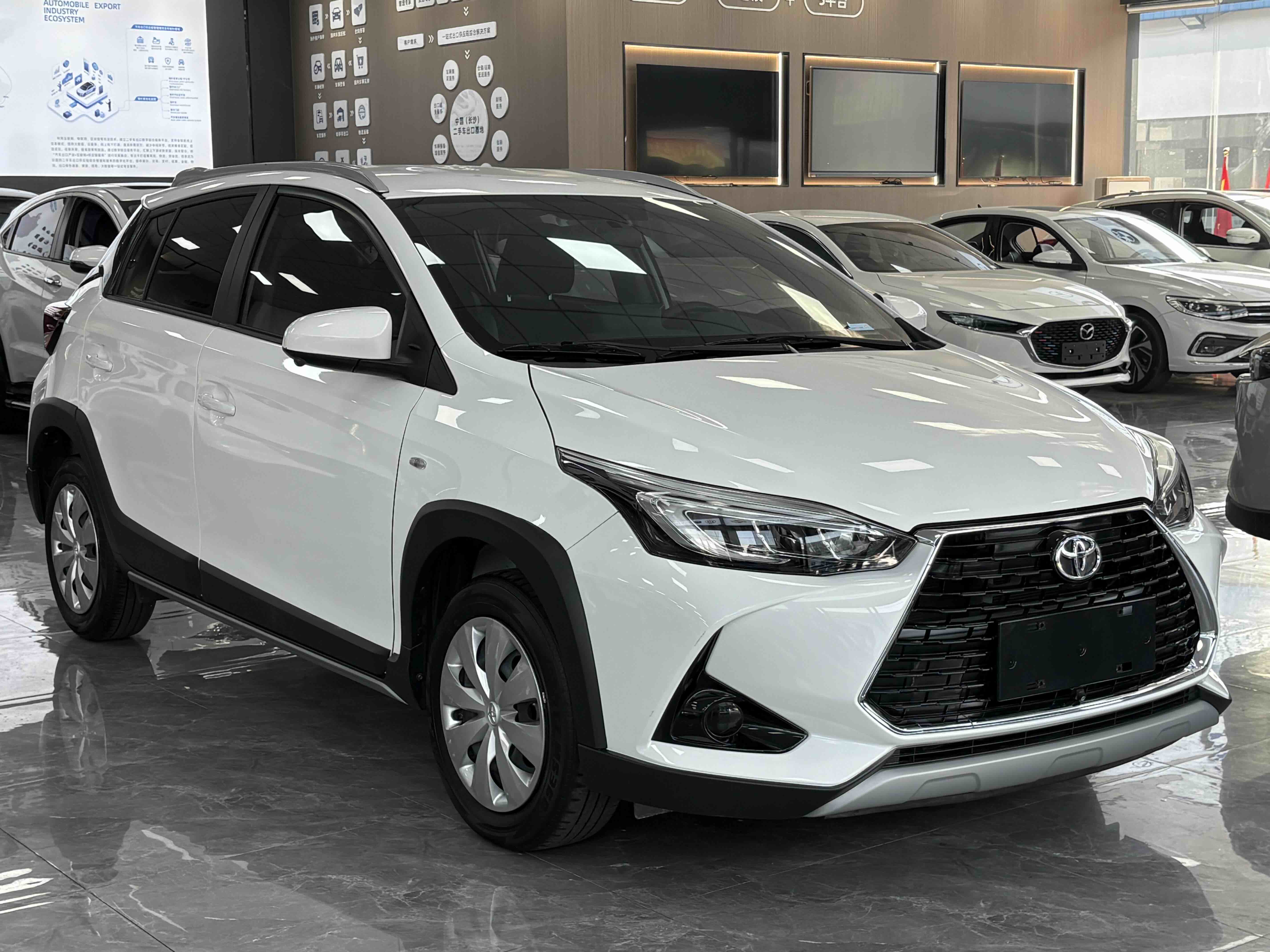 Yaris L Zhixuan 2022 #2 Yaris L Zhixuan 2022 car image #2
