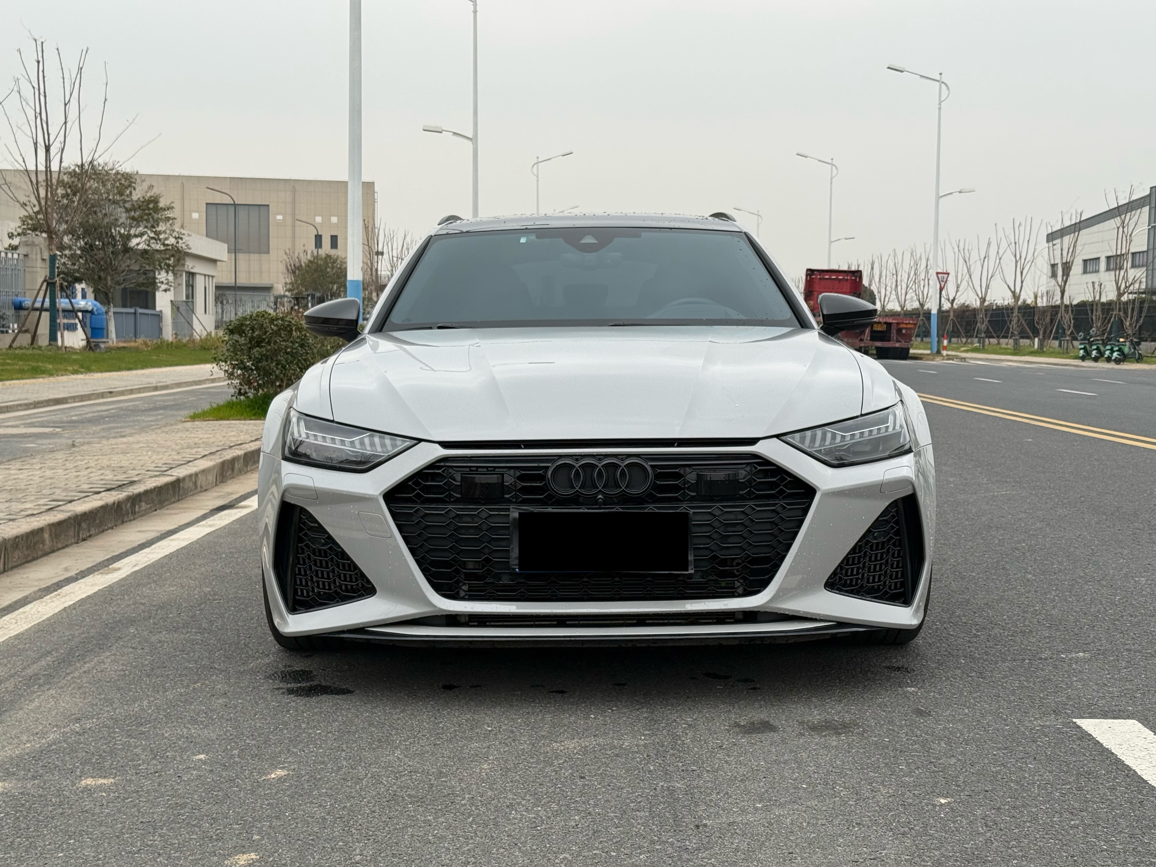 Audi RS 6 2022 immagine di auto #2