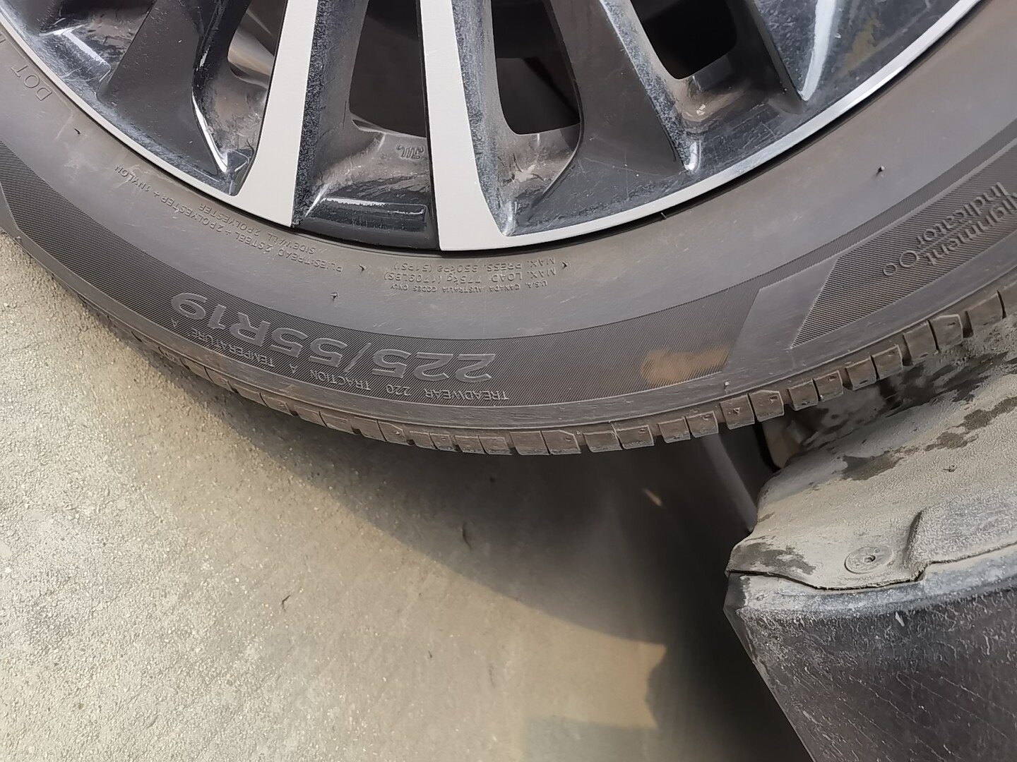 Toyota Venza 2022 car image #2