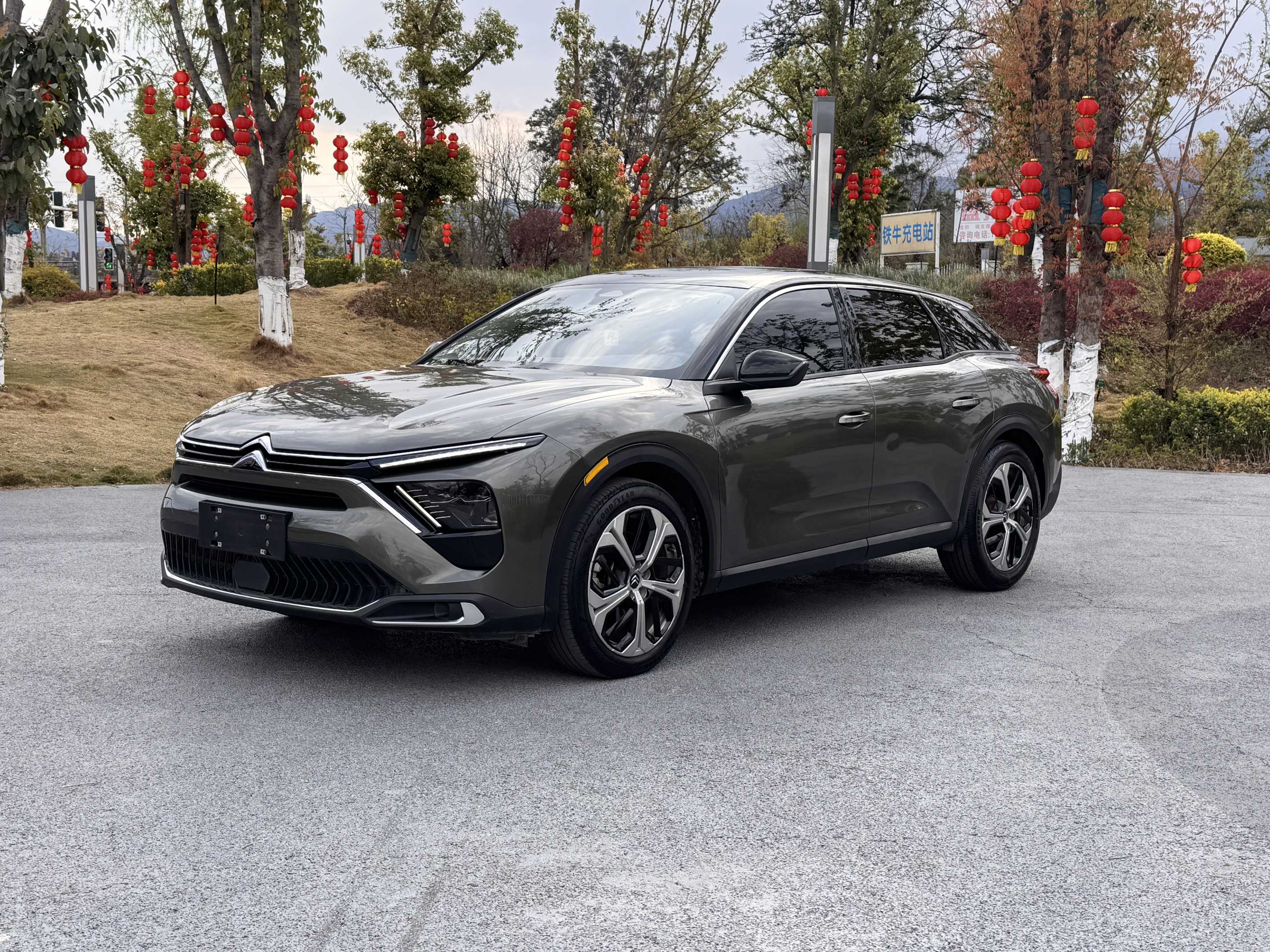 Citroen C5 X 2022 car image #2