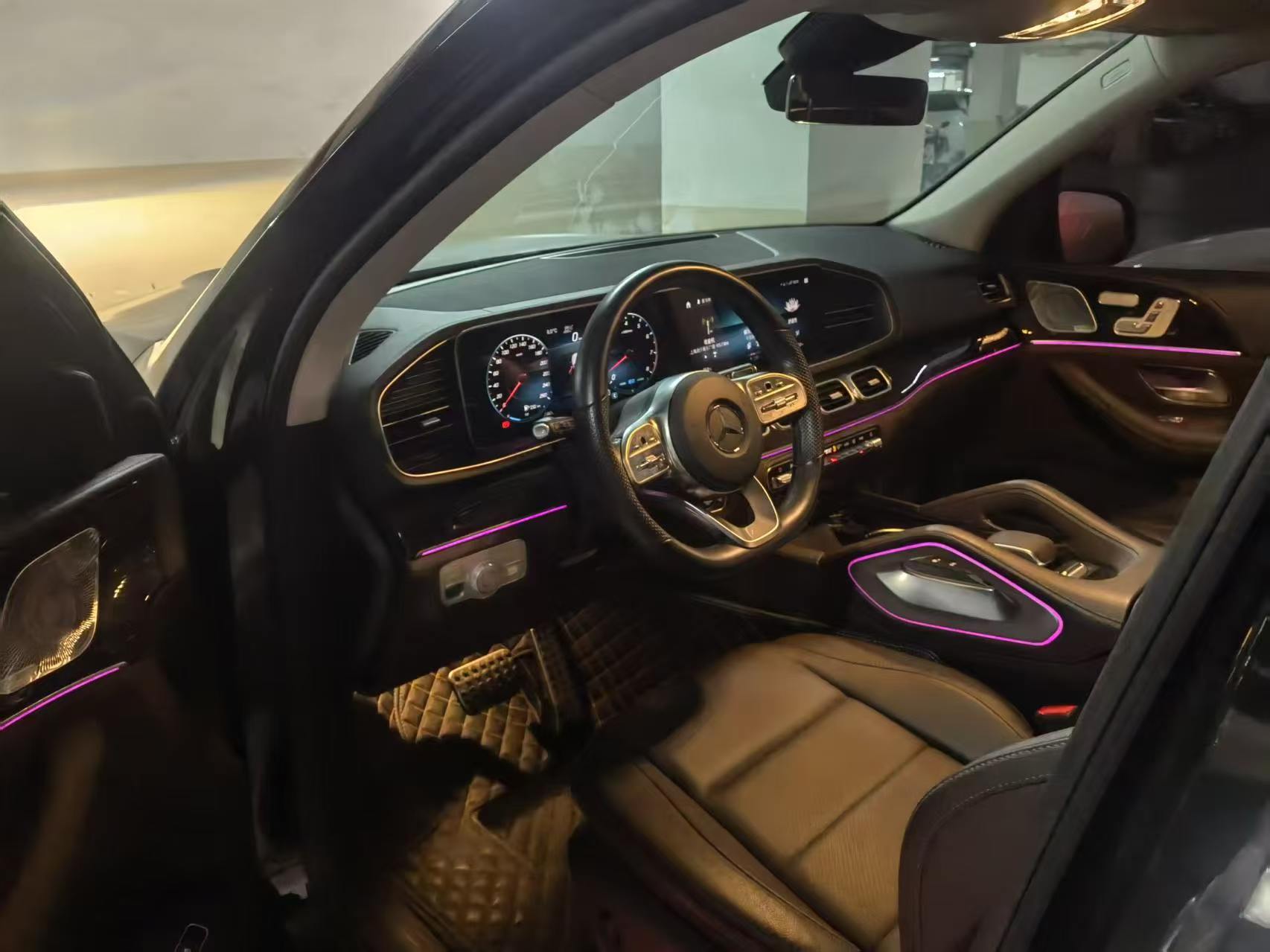 Mercedes-Benz GLS Class 2023 car image #2