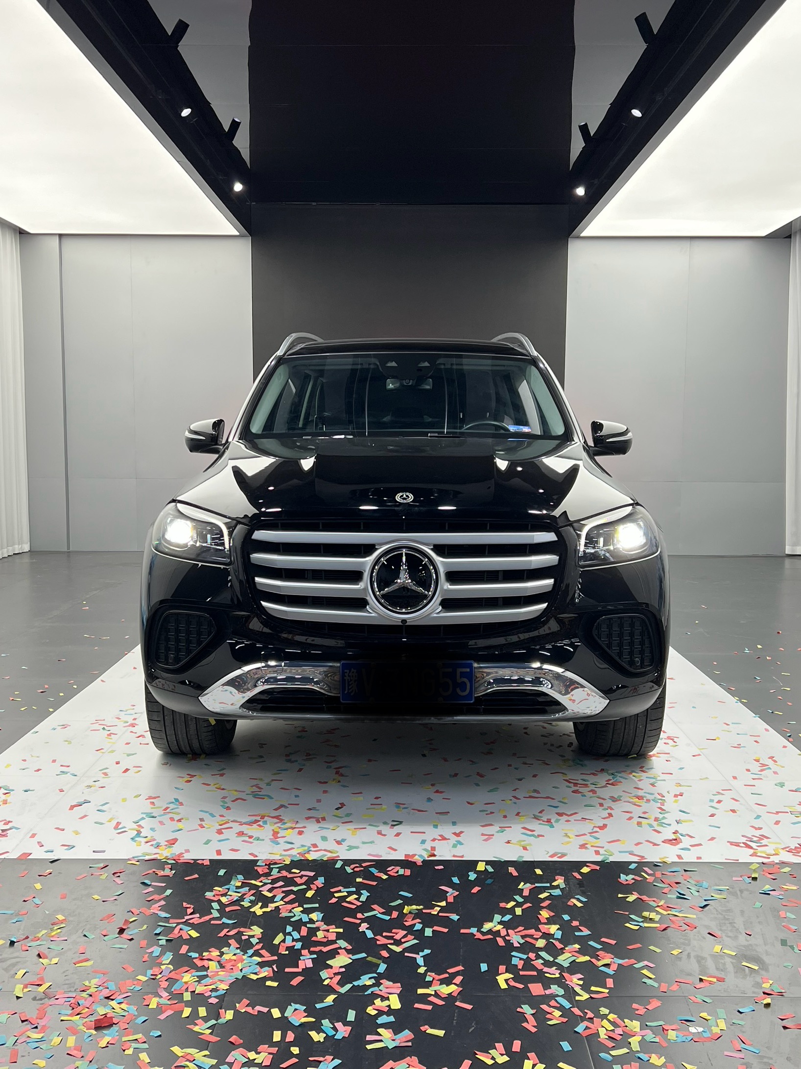 Mercedes-Benz 2023 car image #2